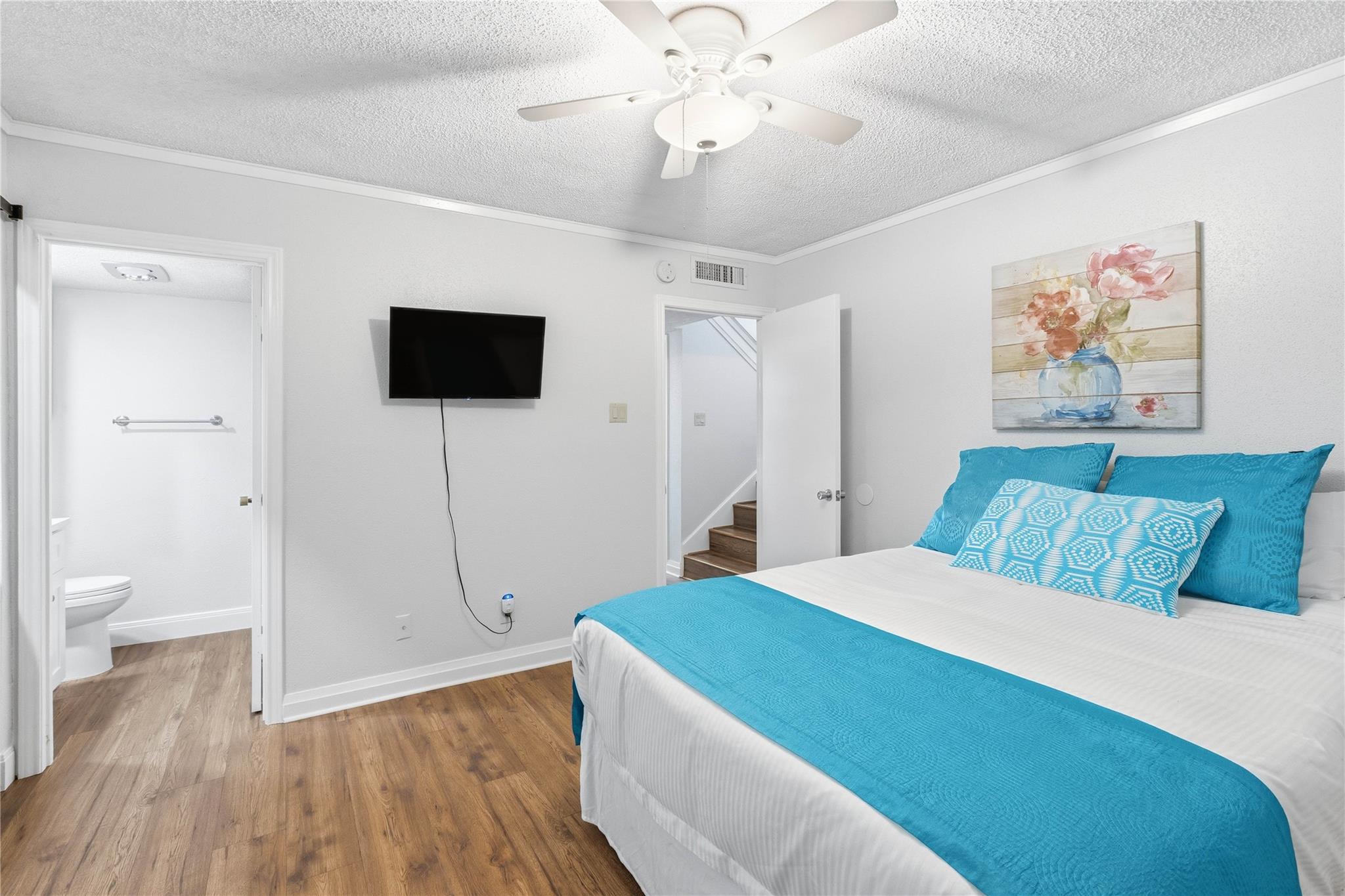 113 World Of Tennis Sq, Lakeway, TX 78738