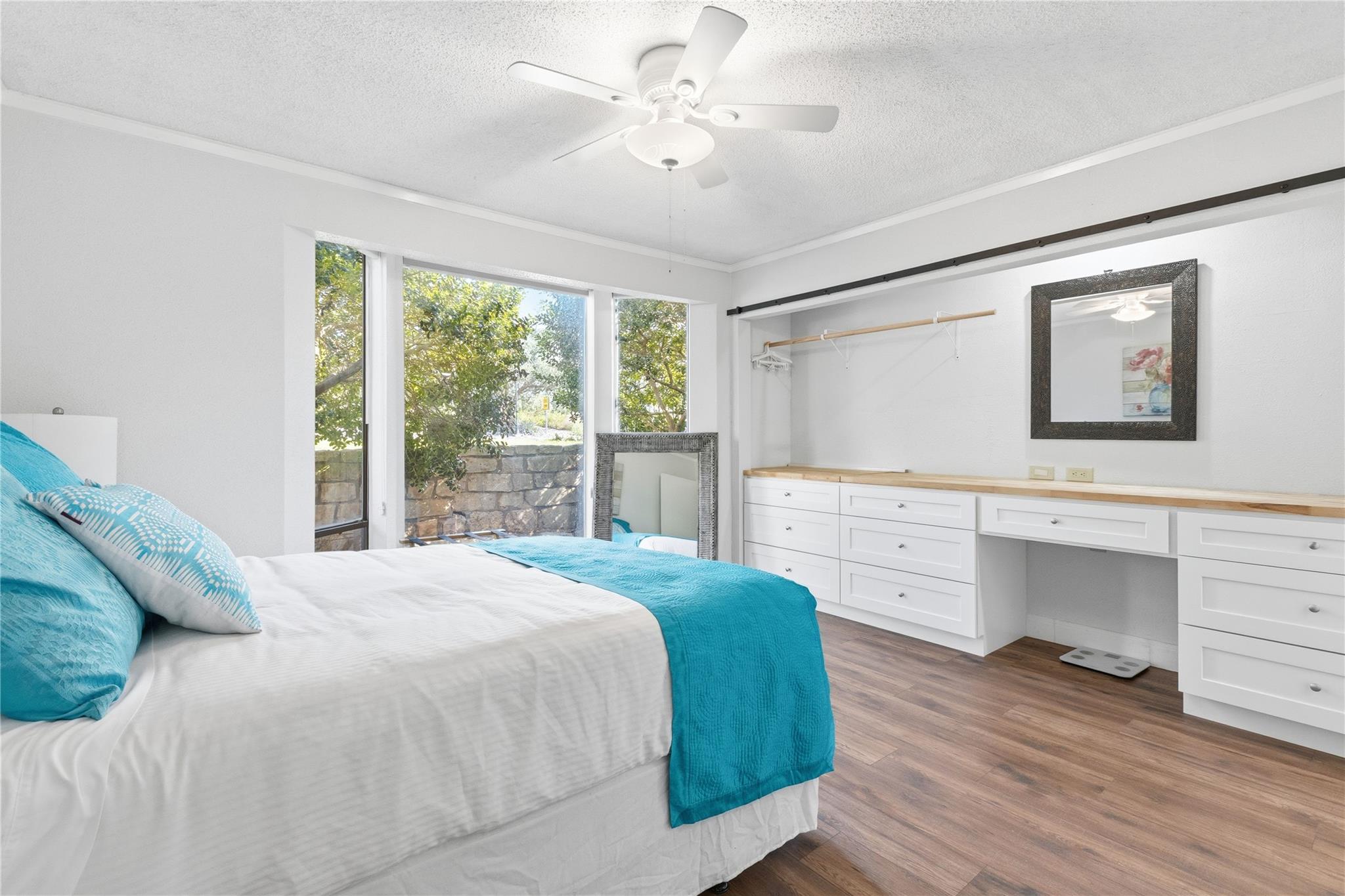 113 World Of Tennis Sq, Lakeway, TX 78738