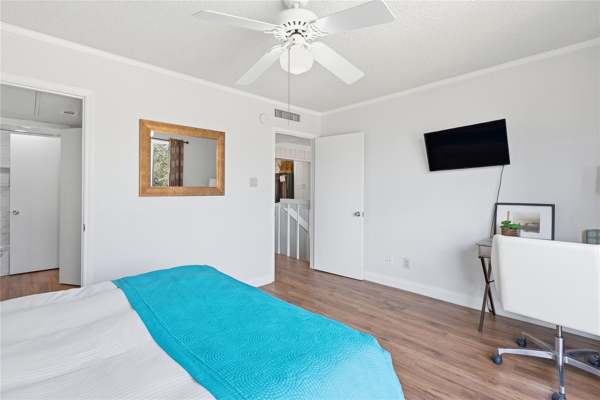 113 World Of Tennis Sq, Lakeway, TX 78738