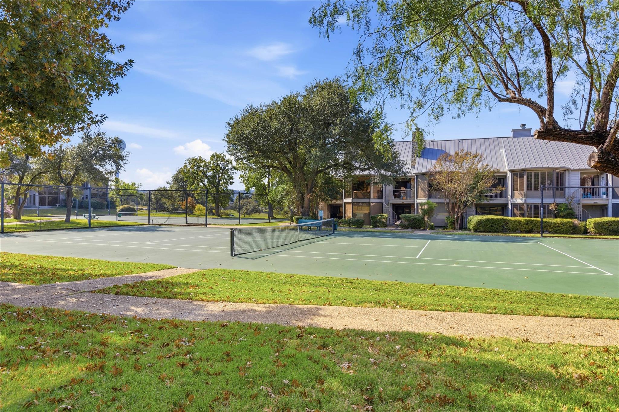 113 World Of Tennis Sq, Lakeway, TX 78738