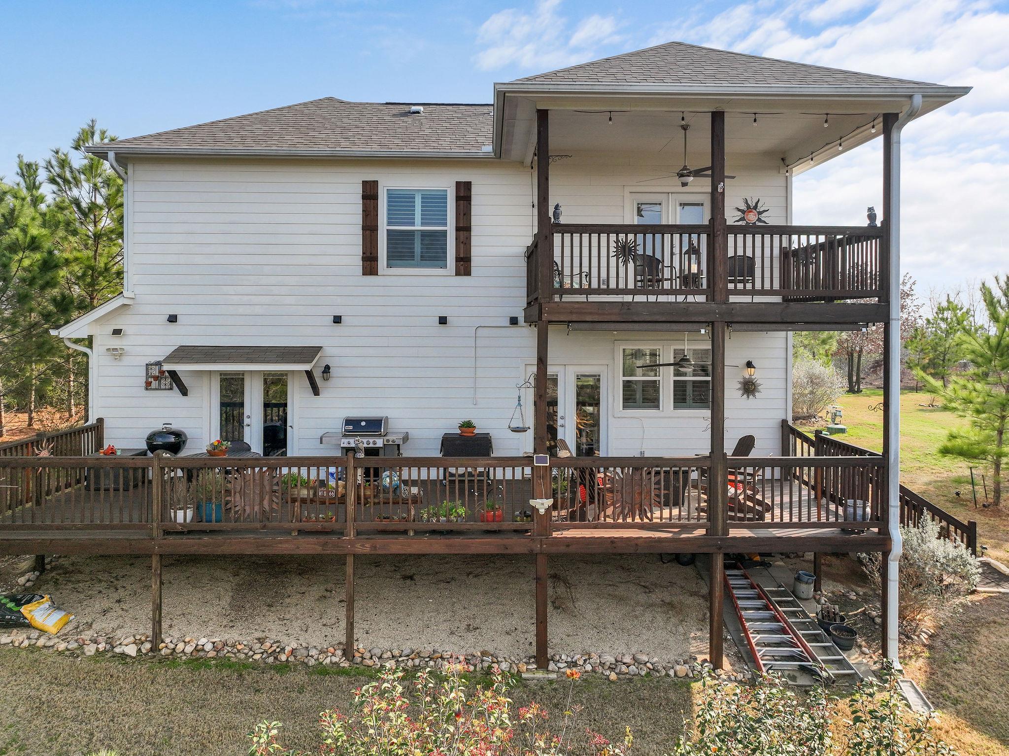 180 River Forest Dr, Bastrop, TX 78602