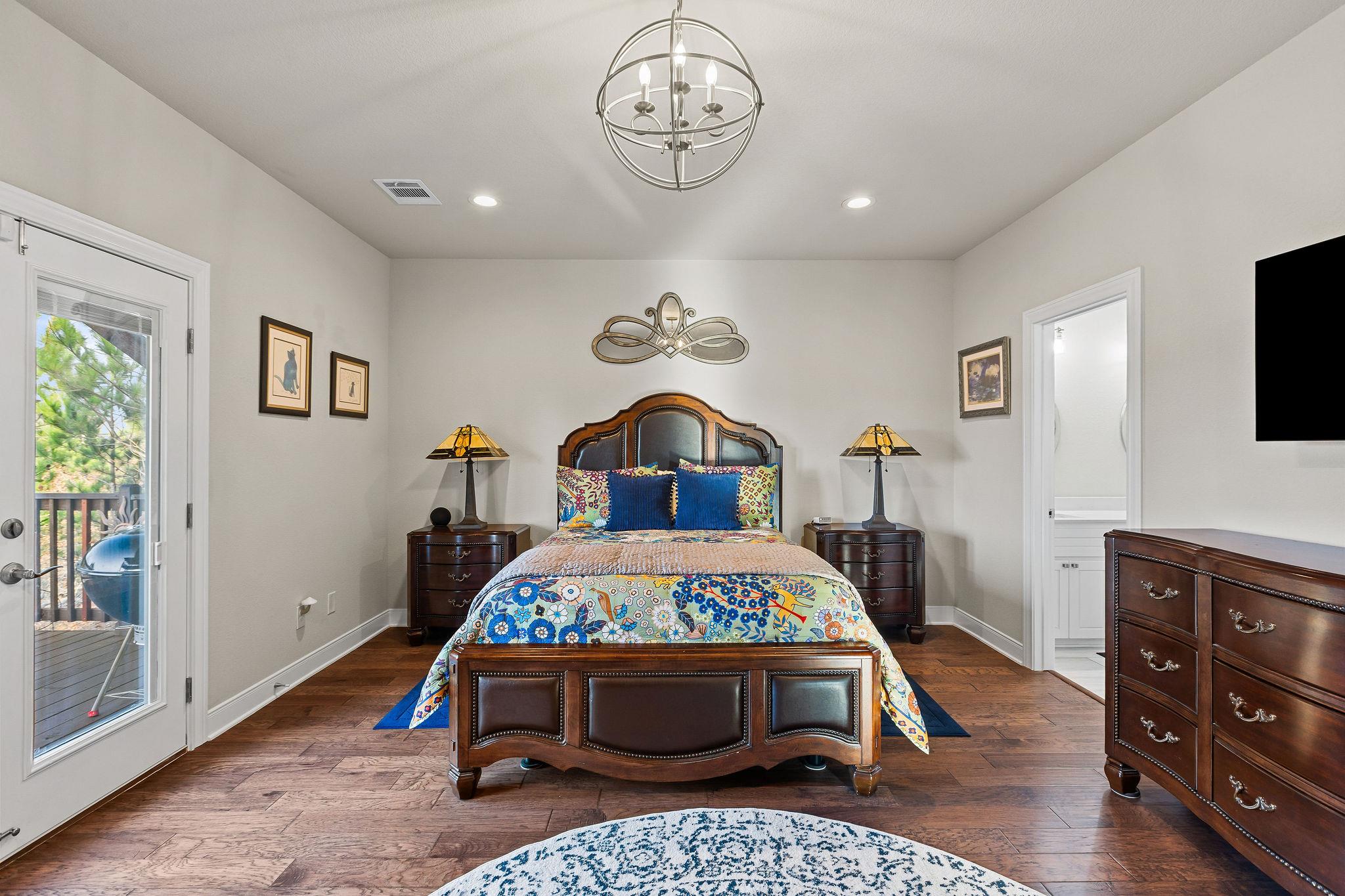 180 River Forest Dr, Bastrop, TX 78602