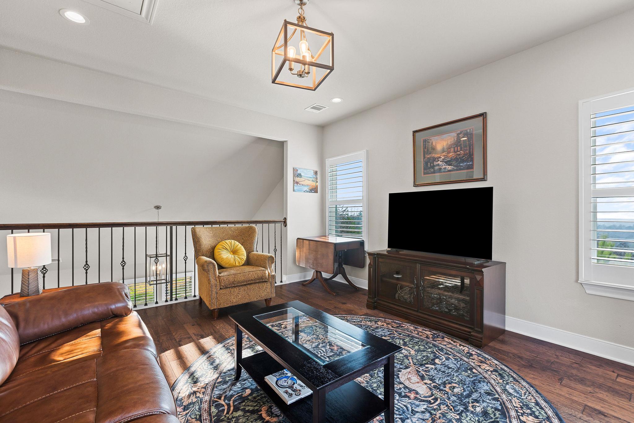 180 River Forest Dr, Bastrop, TX 78602