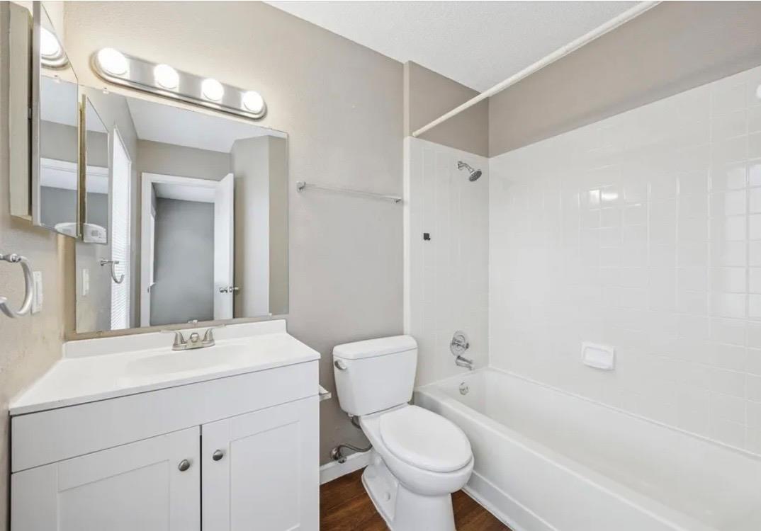 1015 E Yager Ln # 64, Austin, TX 78753