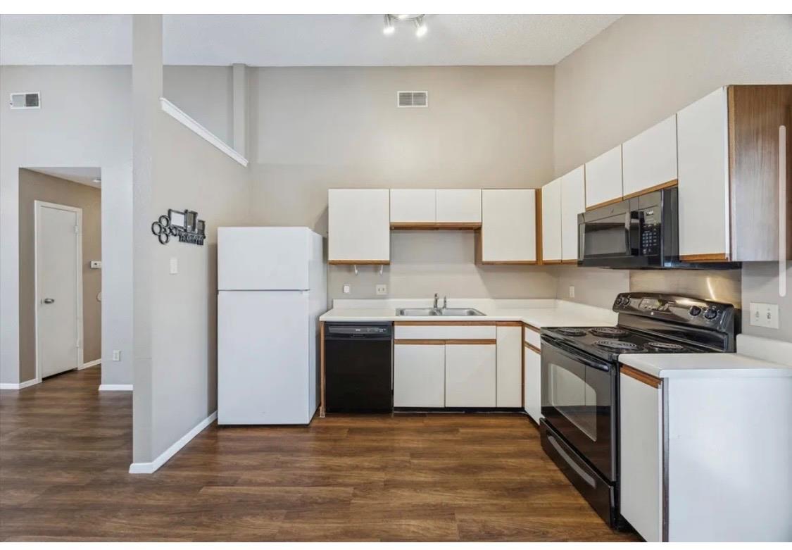 1015 E Yager Ln # 64, Austin, TX 78753