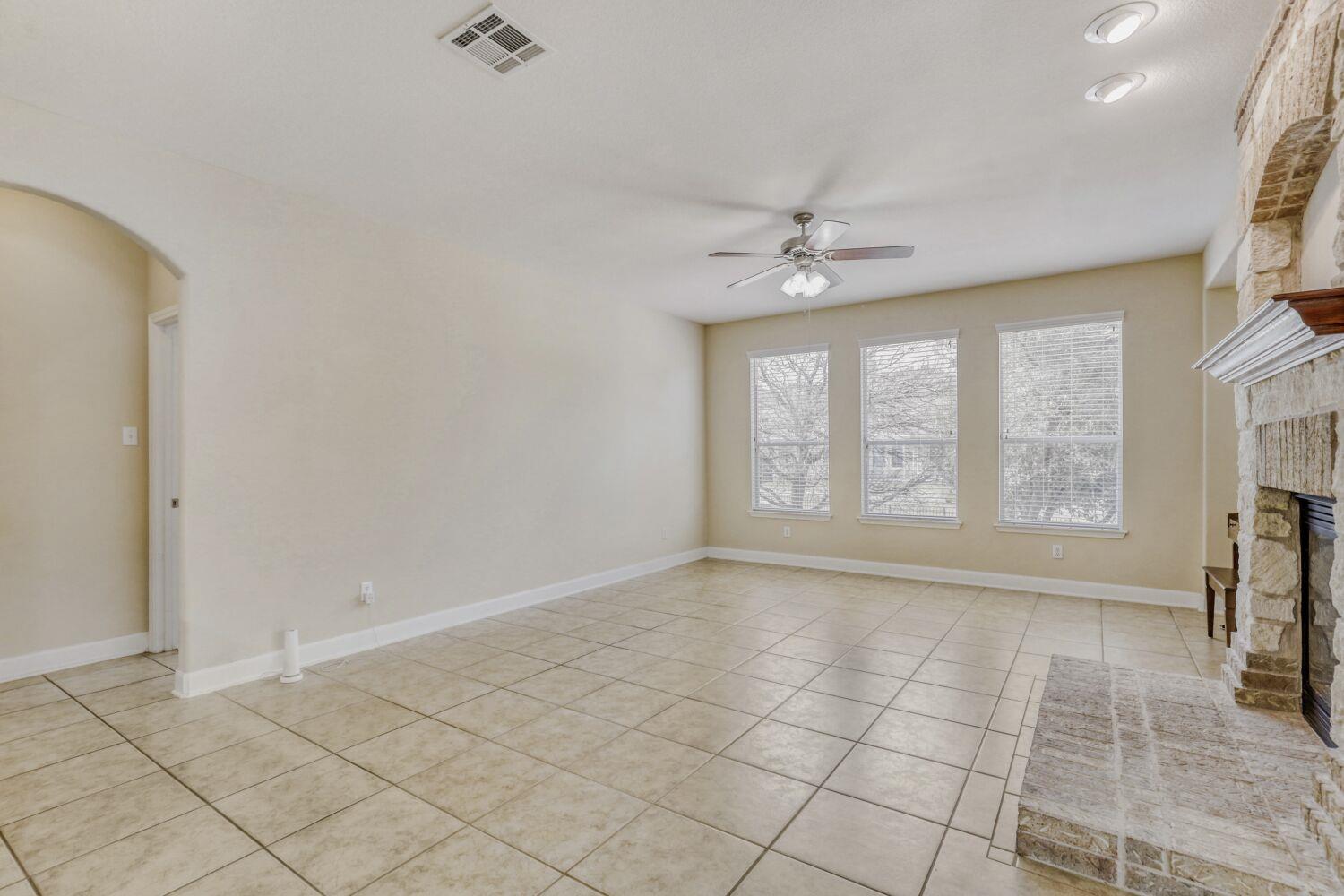 24 Stone Terrace Dr, Austin, TX 78734