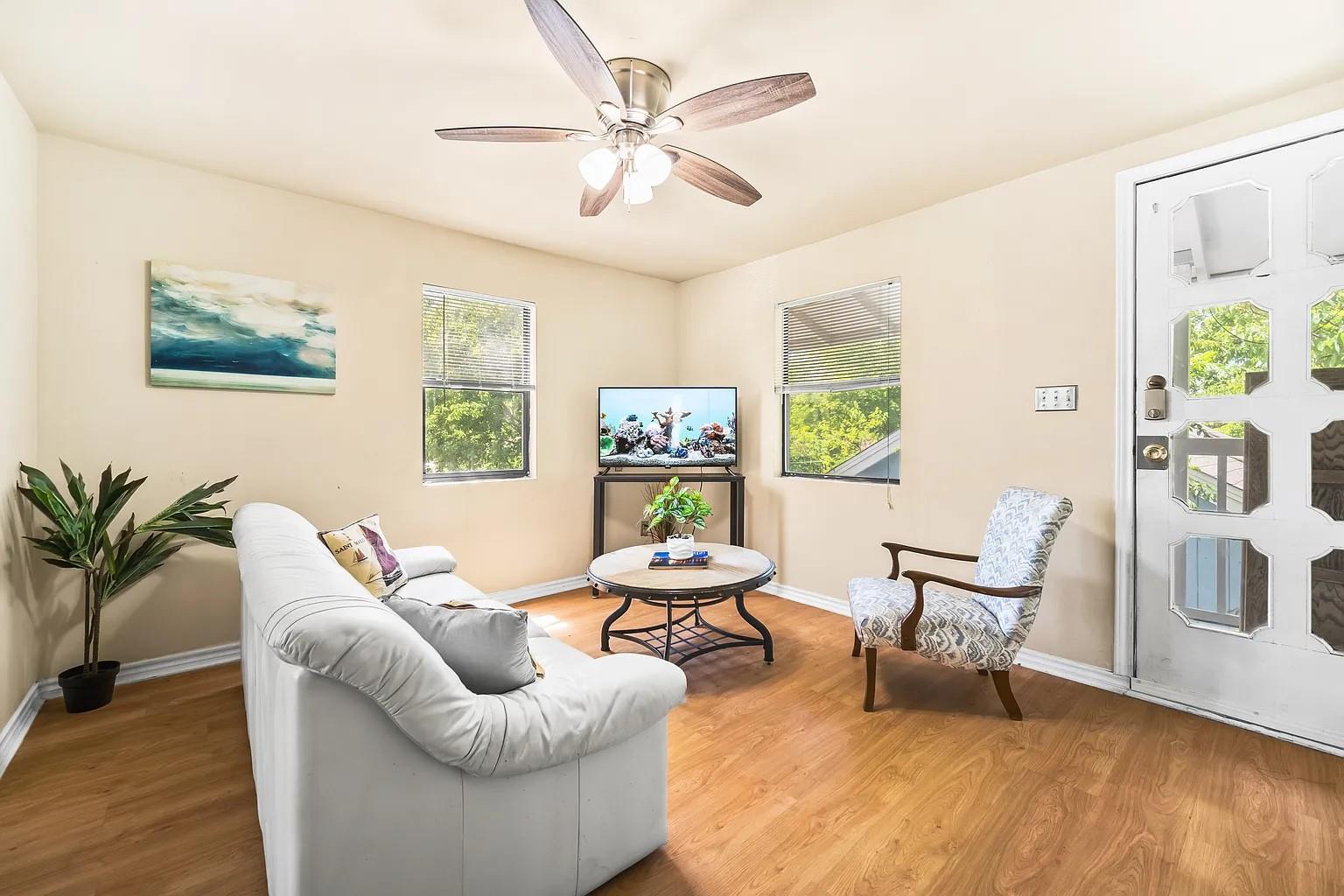 4812 Avenue G # B, Austin, TX 78751