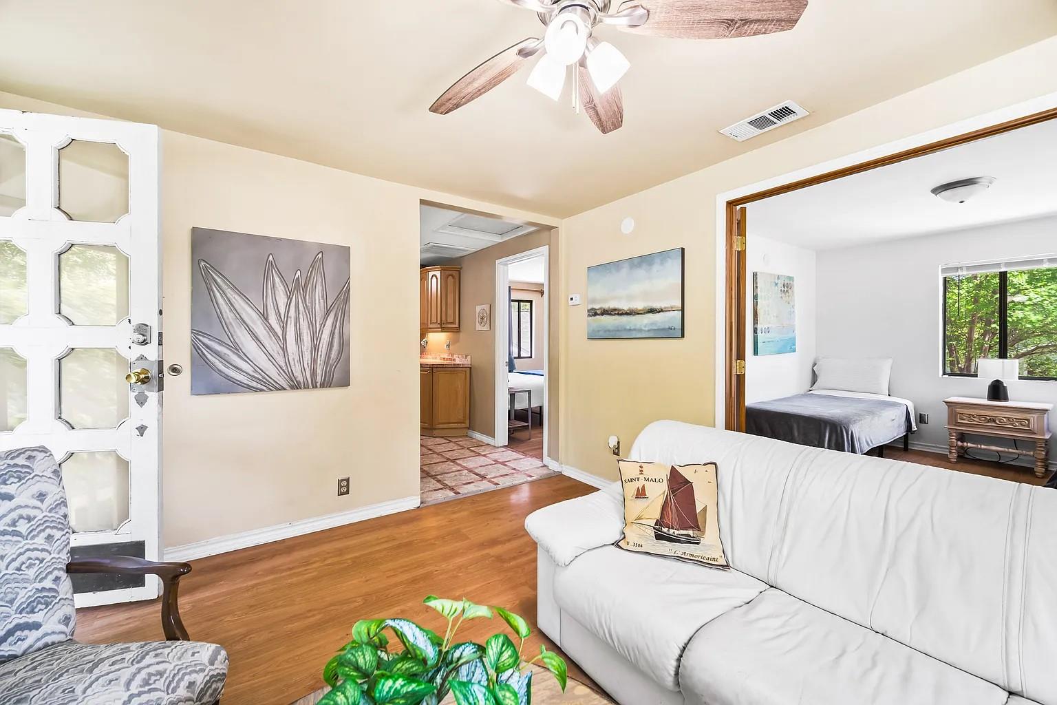 4812 Avenue G # B, Austin, TX 78751