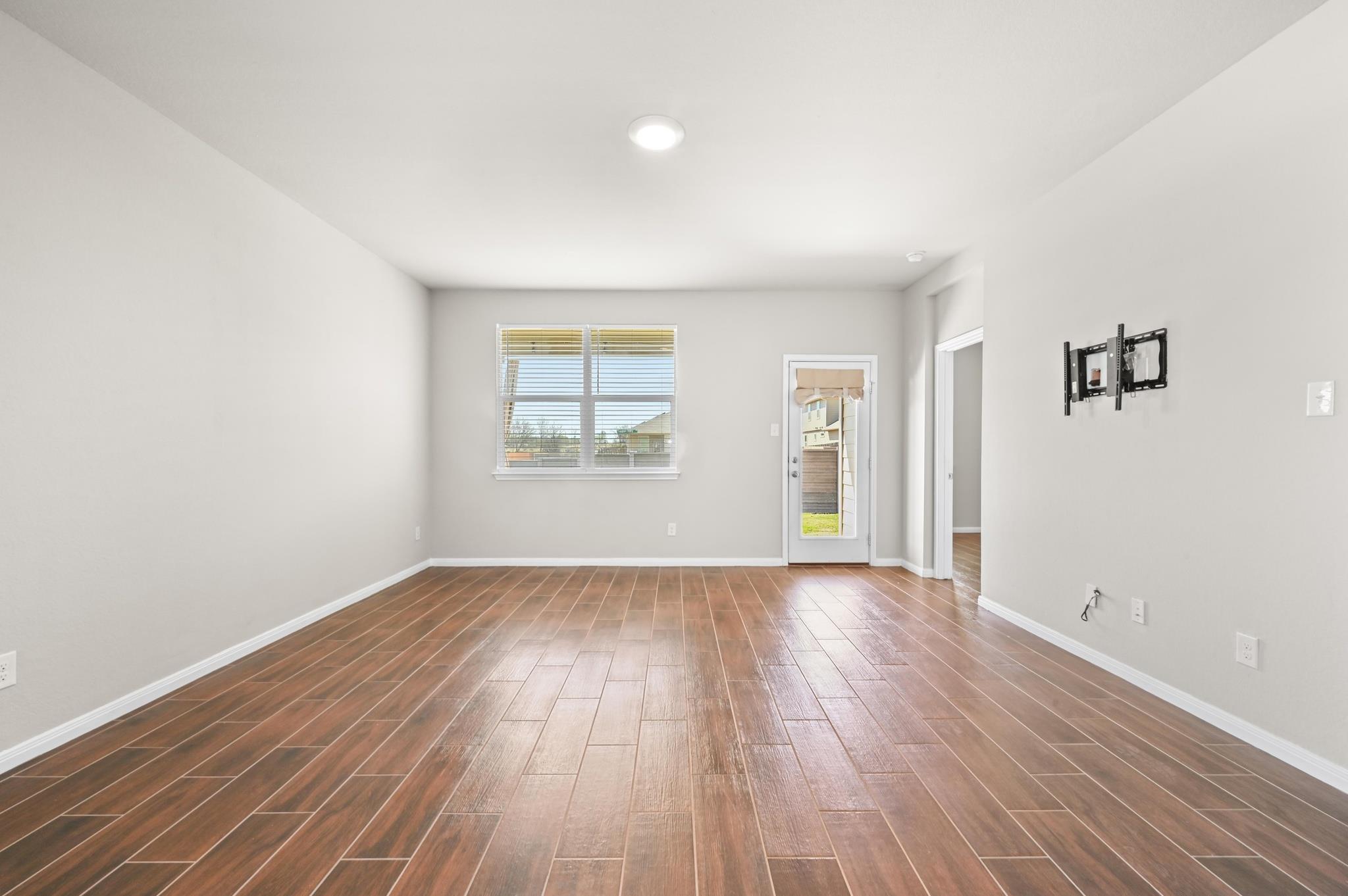 296 Cherry Laurel Ln, Kyle, TX 78640