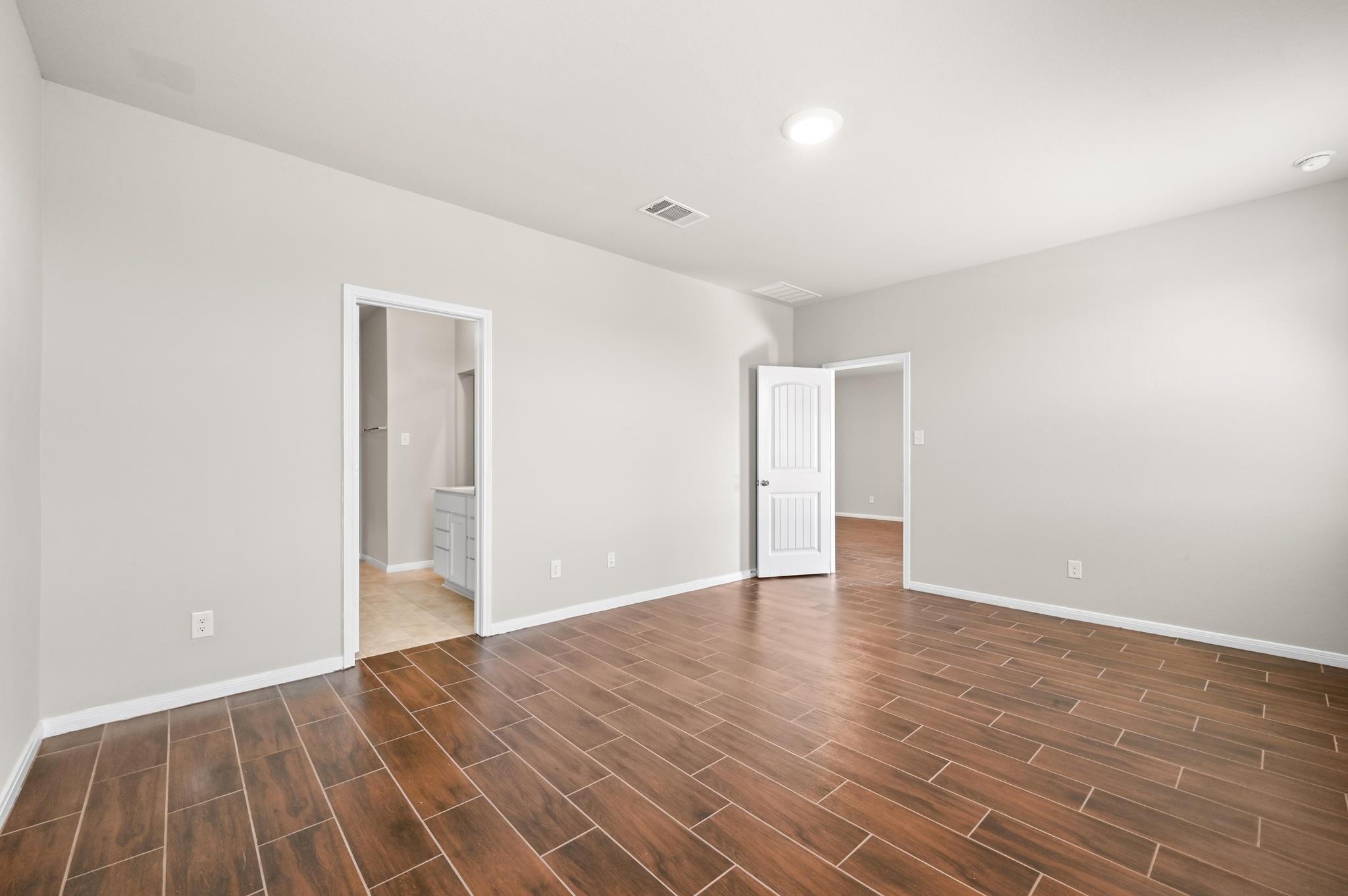 296 Cherry Laurel Ln, Kyle, TX 78640