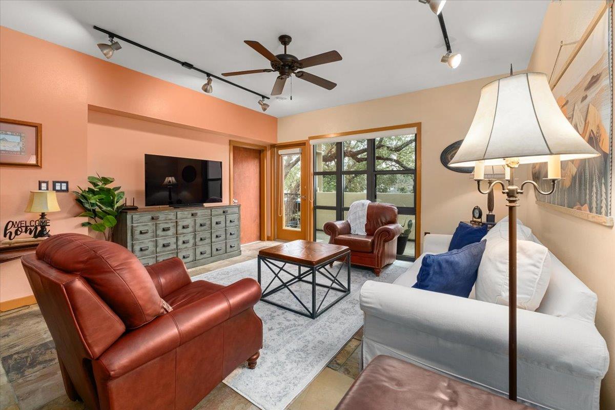 1812 West Ave # 404, Austin, TX 78701