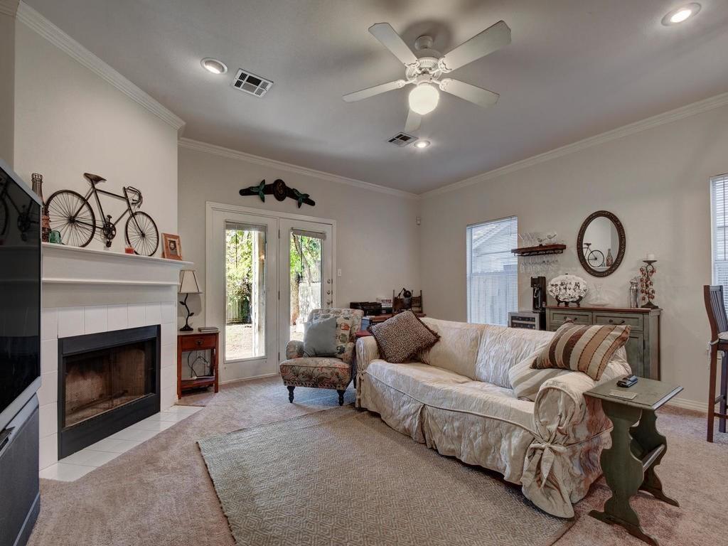 609 E 49th St # B, Austin, TX 78751