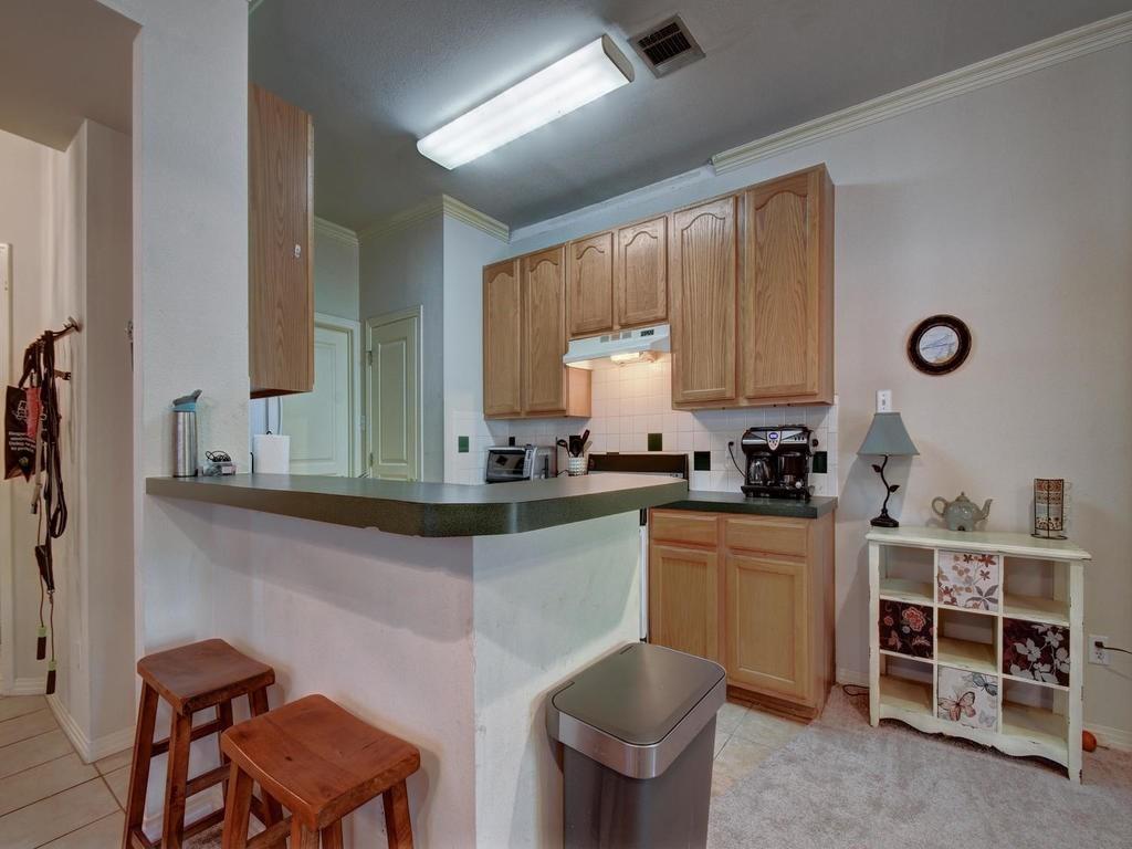 609 E 49th St # B, Austin, TX 78751