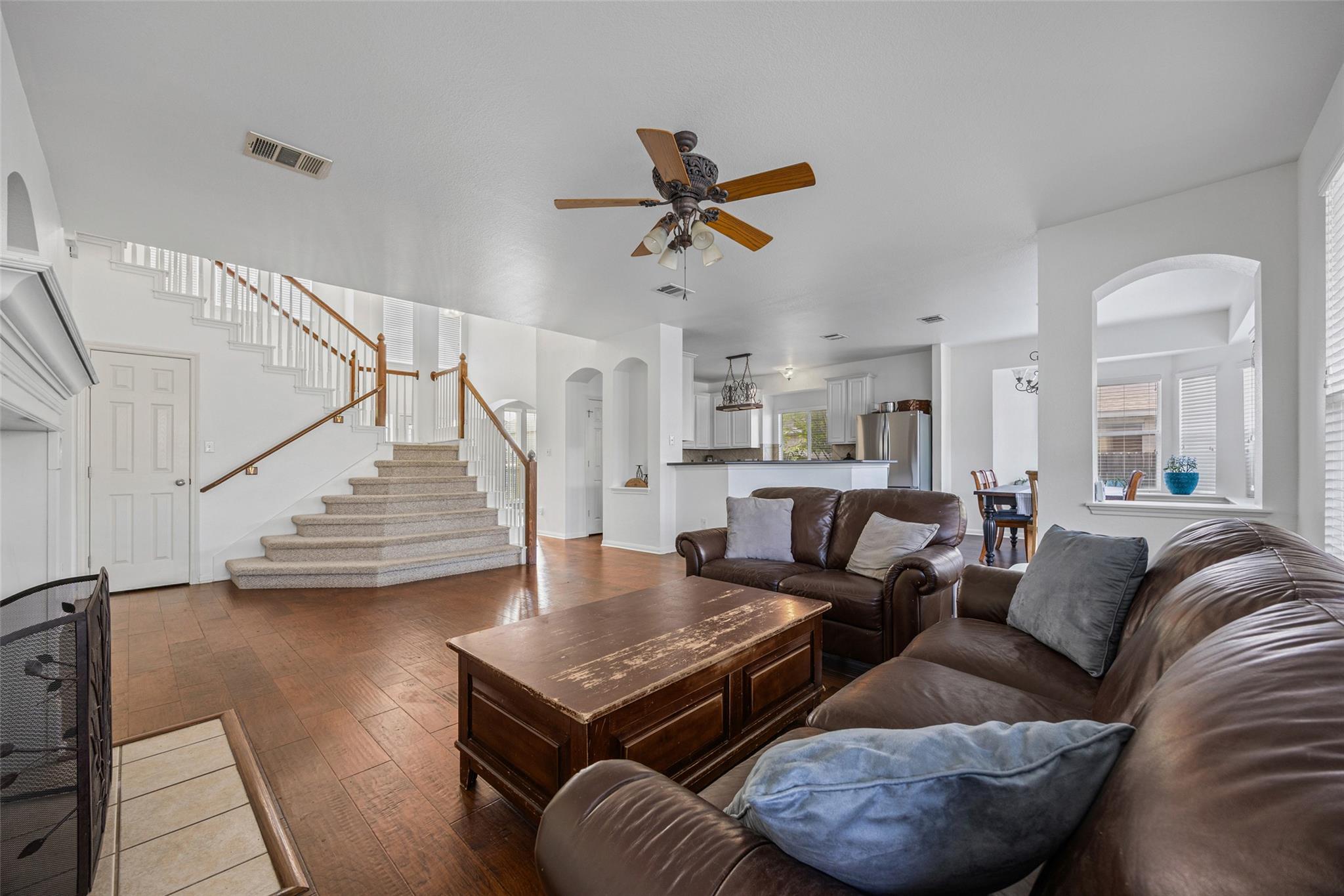 16902 Brewer Blackbird Dr, Pflugerville, TX 78660