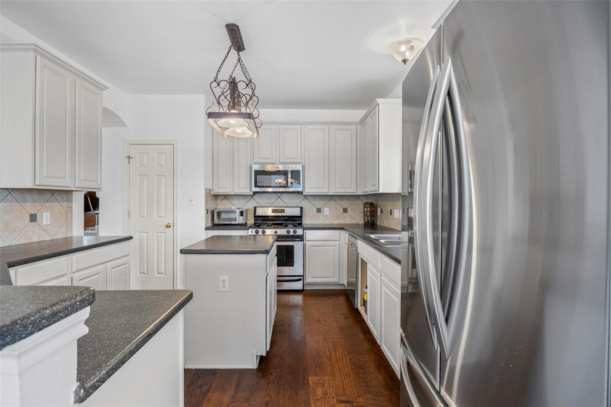 16902 Brewer Blackbird Dr, Pflugerville, TX 78660