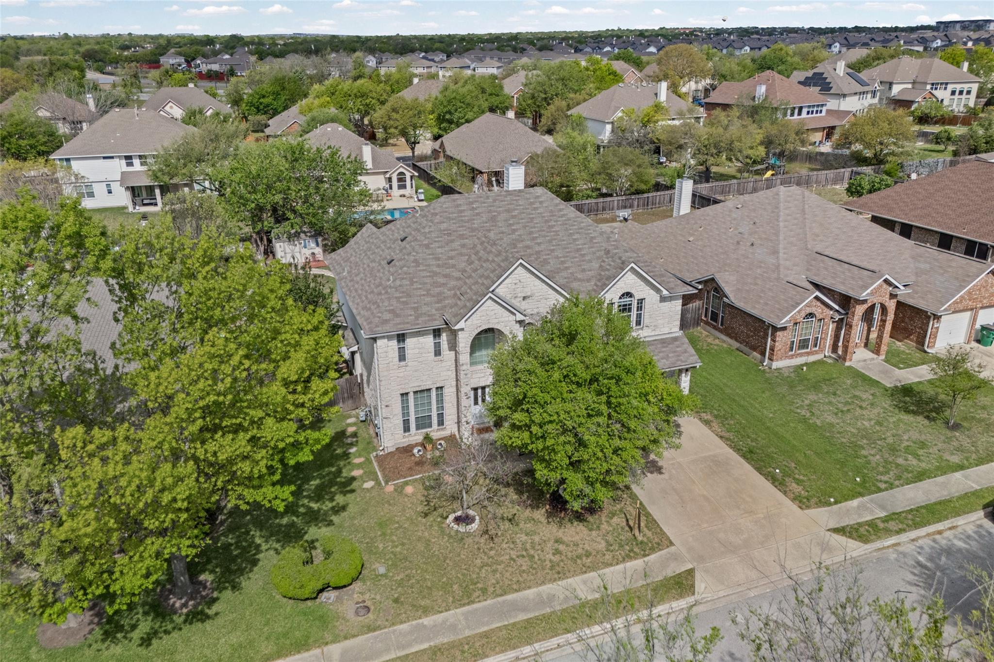 16902 Brewer Blackbird Dr, Pflugerville, TX 78660