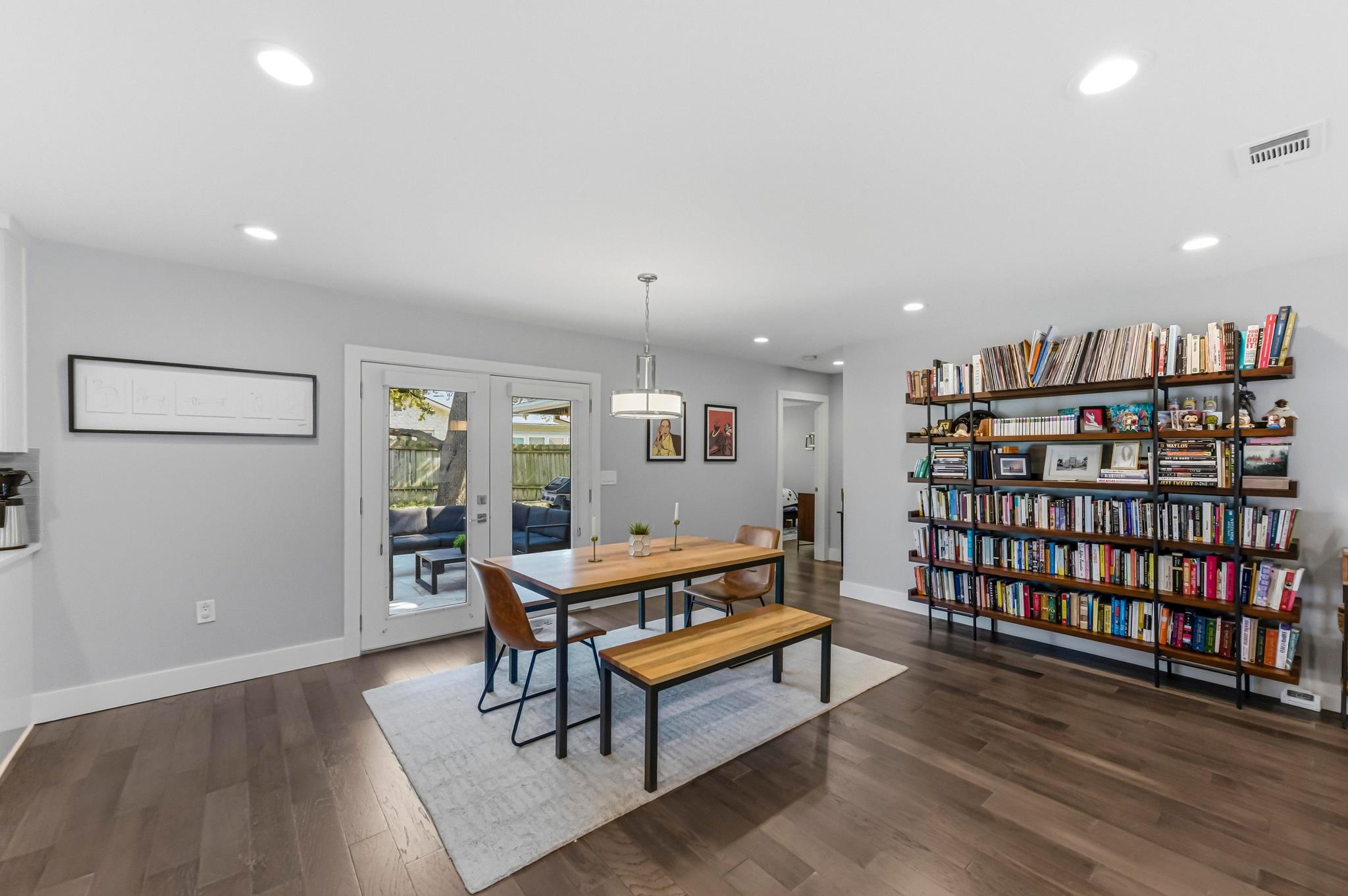 8201 Shadowood Dr, Austin, TX 78757