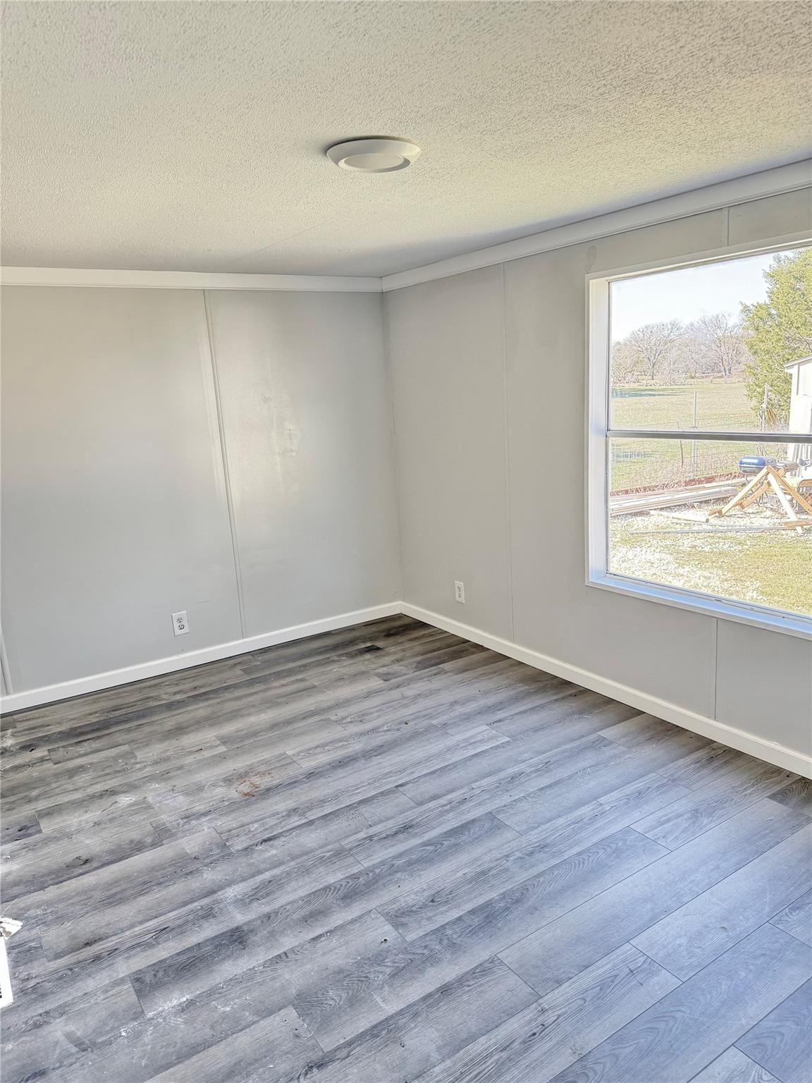 954 Phillip Ln, Liberty Hill, TX 78642