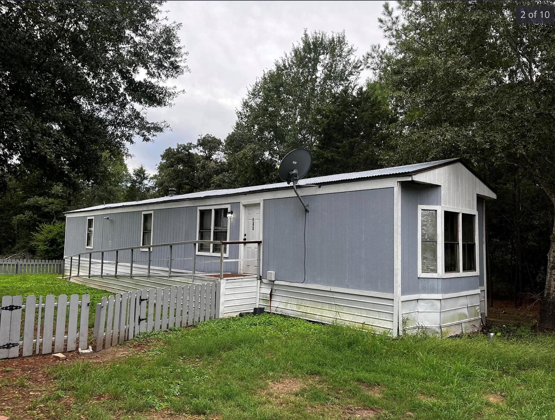 374 Plum St # B, Bastrop, TX 78602