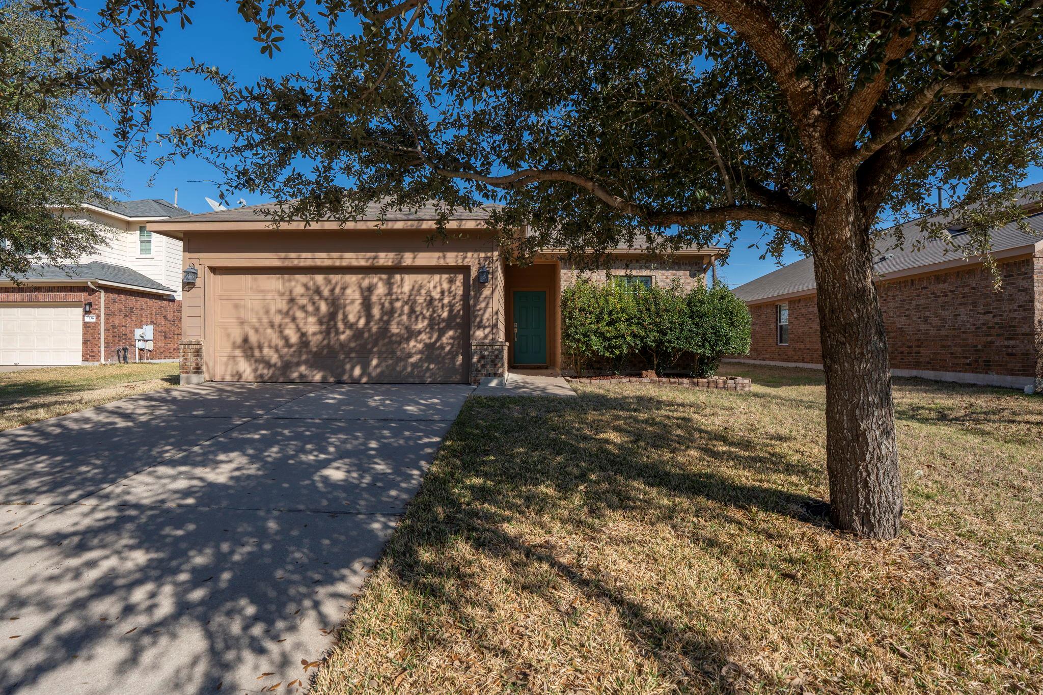 238 Wells Bnd, Hutto, TX 78634