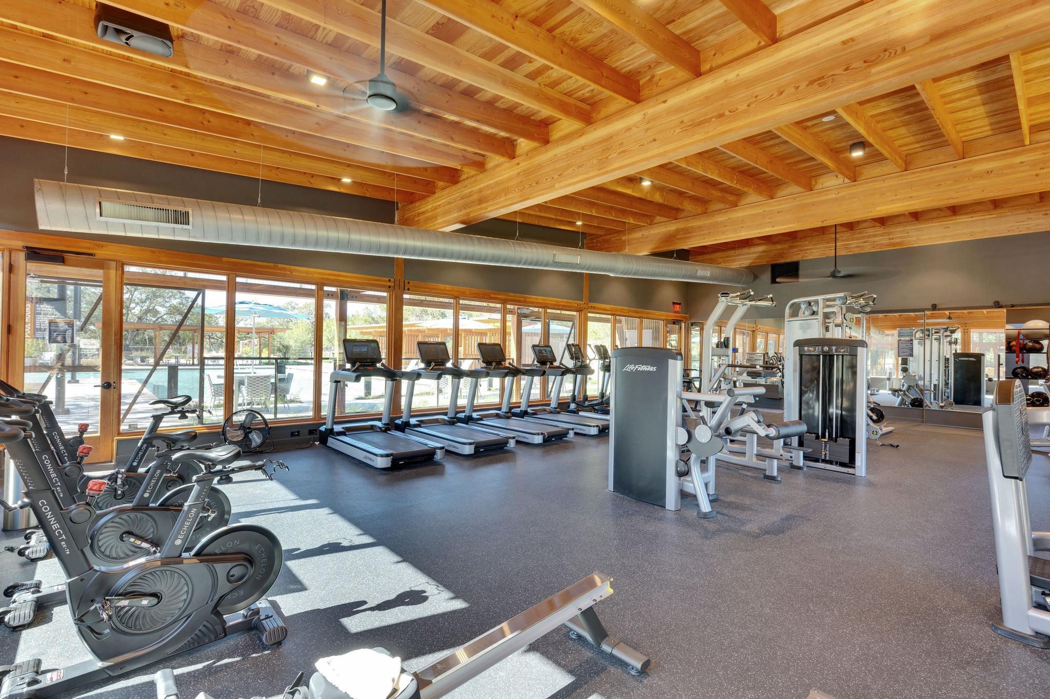 100 Peach Orchard Ln, Georgetown, TX 78628