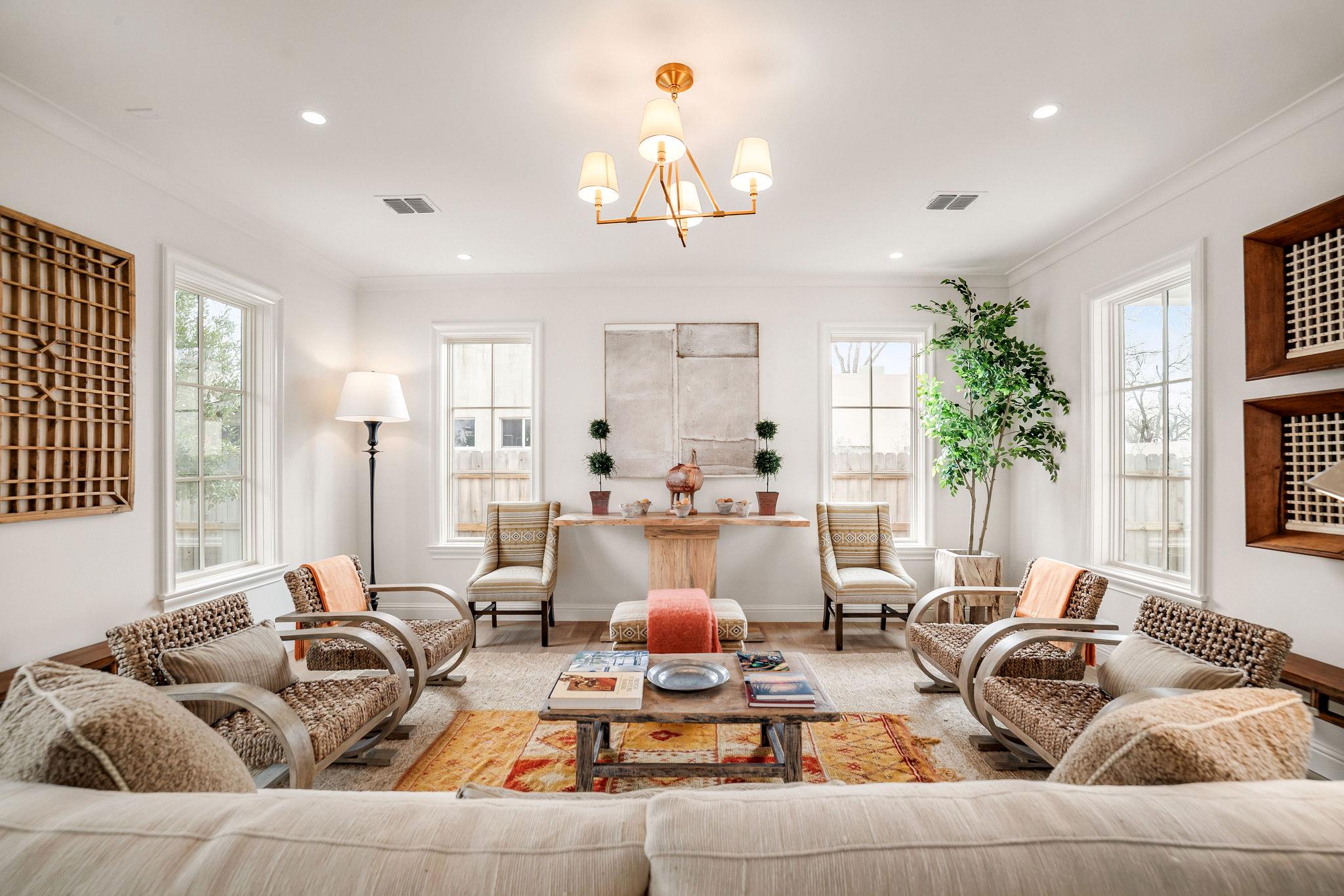 4909 Avenue G, Austin, TX 78751