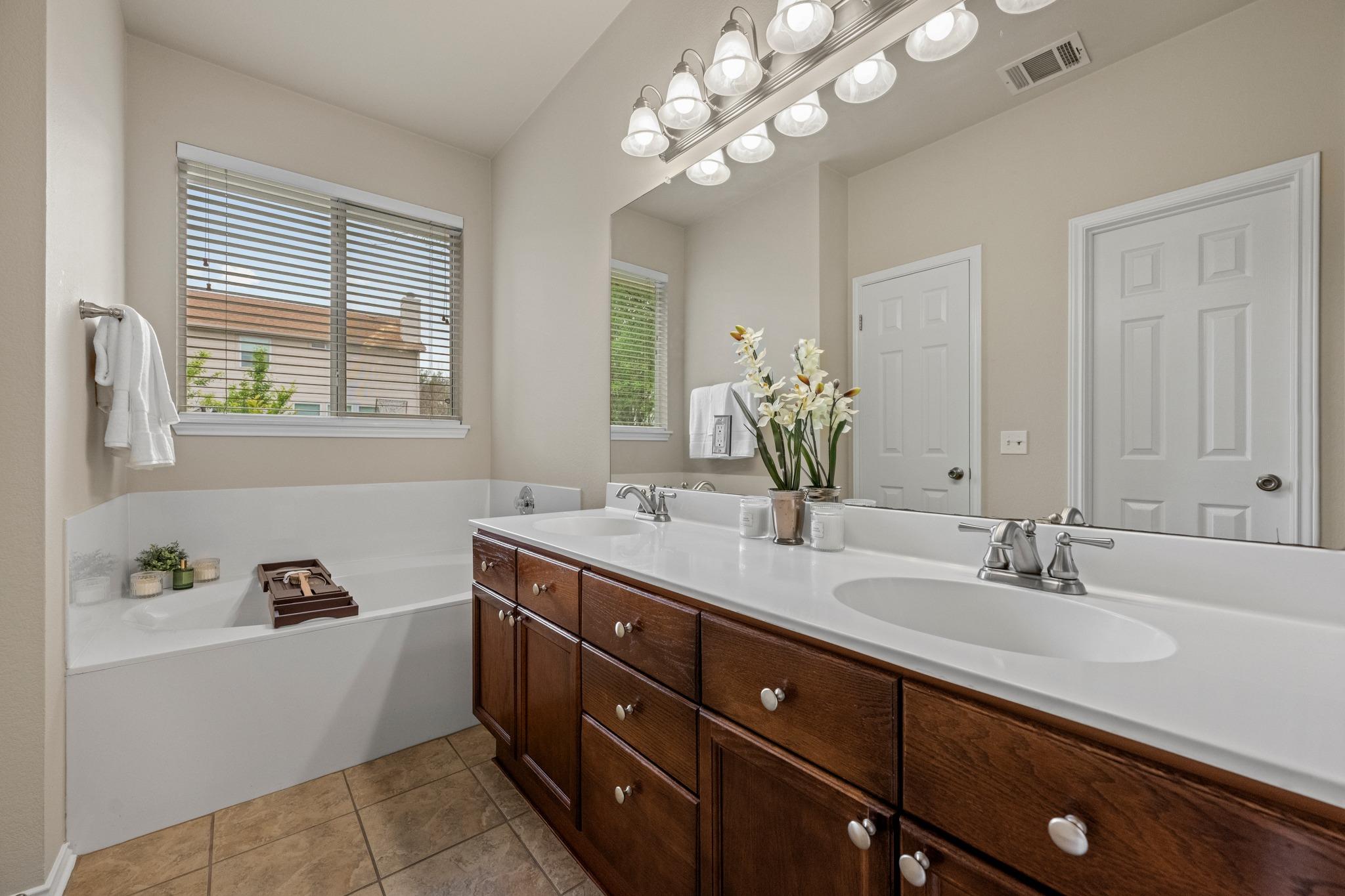 3312 Marin Ct, Austin, TX 78738