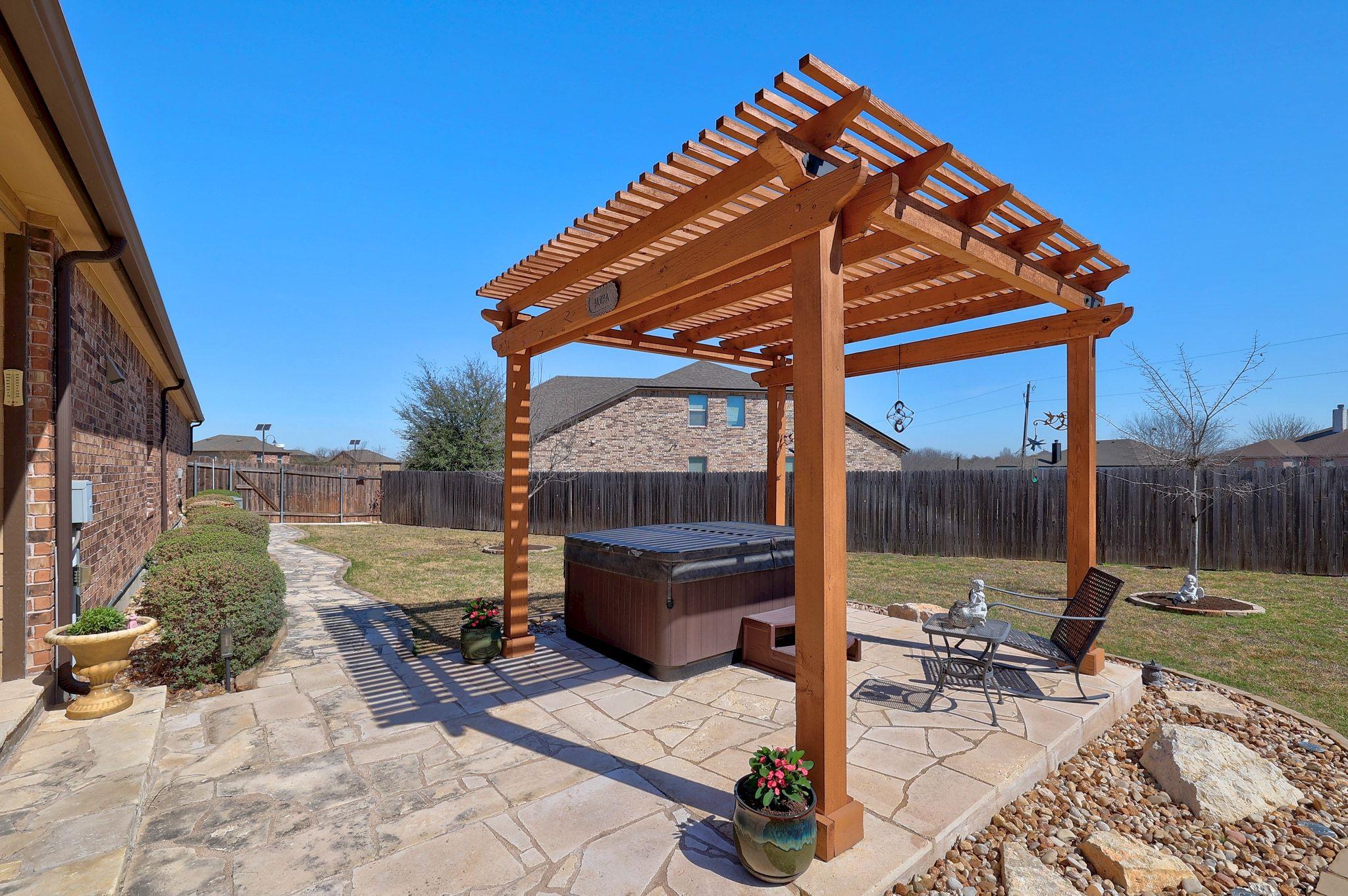 646 Landon Samuel Loop, Pflugerville, TX 78660