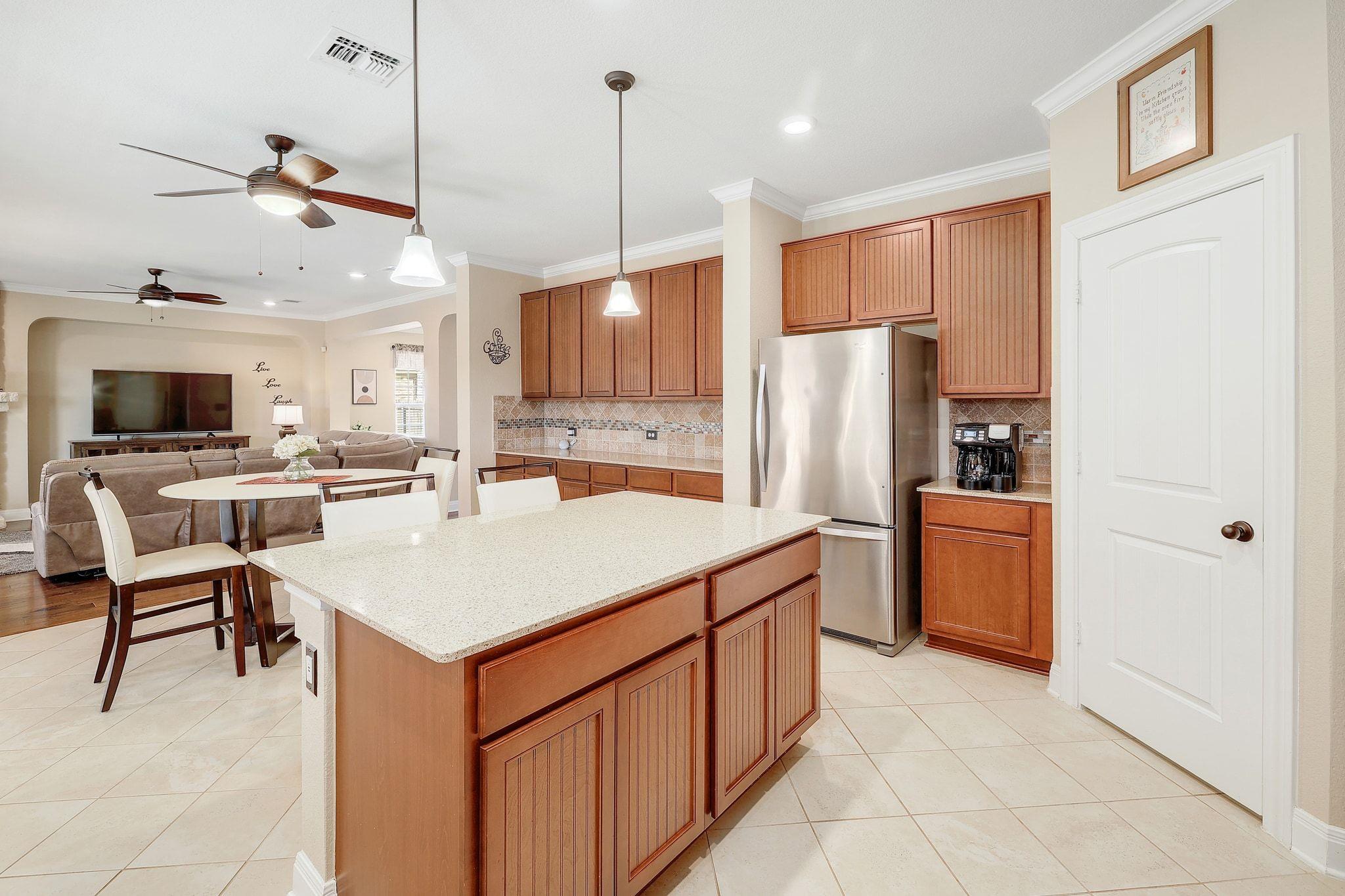 646 Landon Samuel Loop, Pflugerville, TX 78660