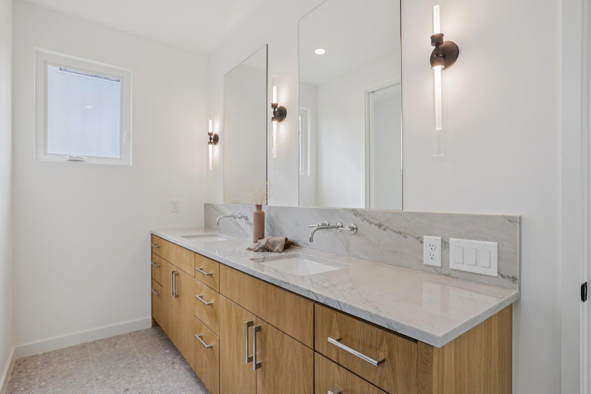 3019 Garwood St # 1, Austin, TX 78702