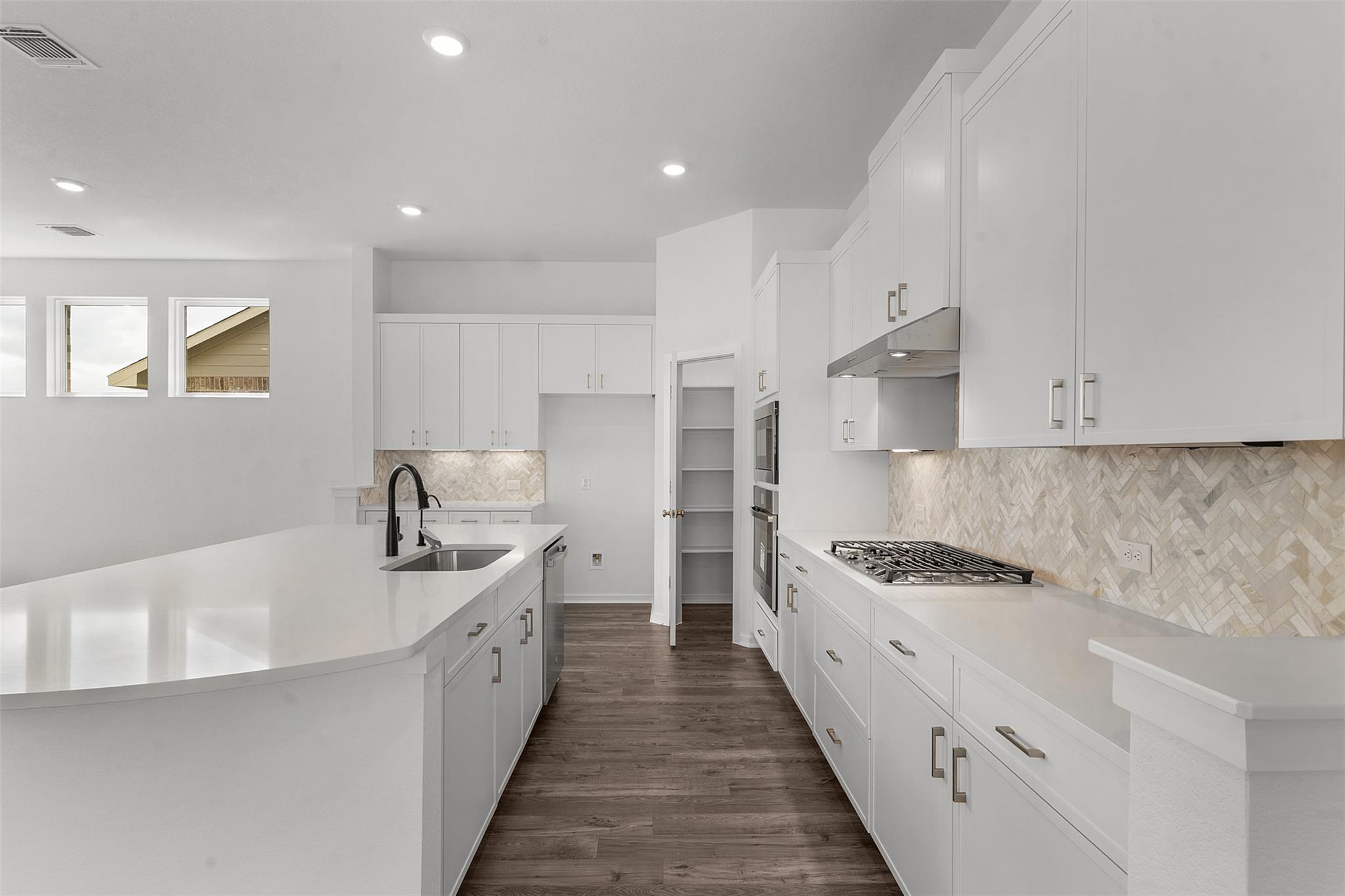 140 Pipe Cactus Pass, Georgetown, TX 78633