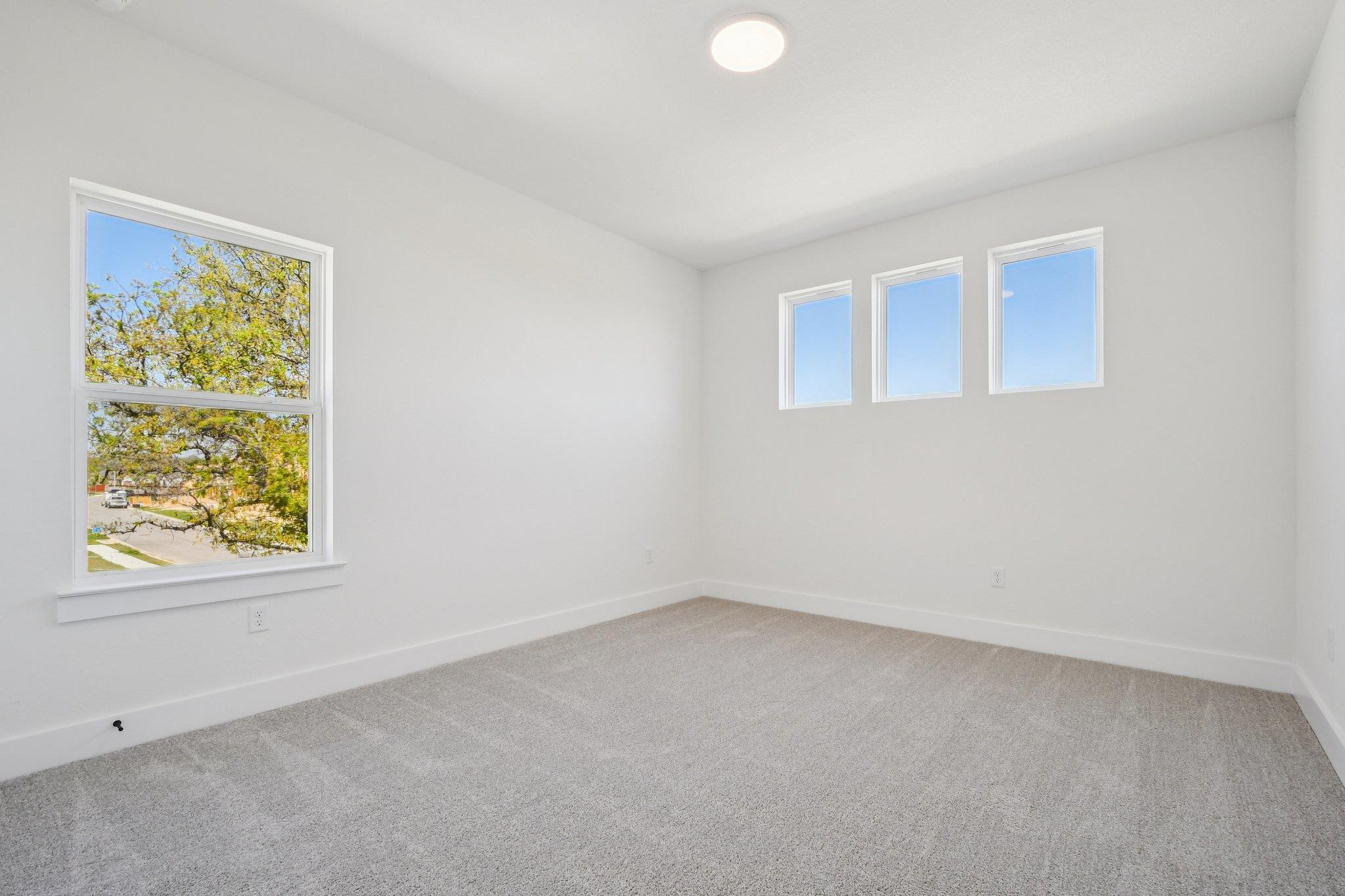 2245 Sarabanda St, Round Rock, TX 78681