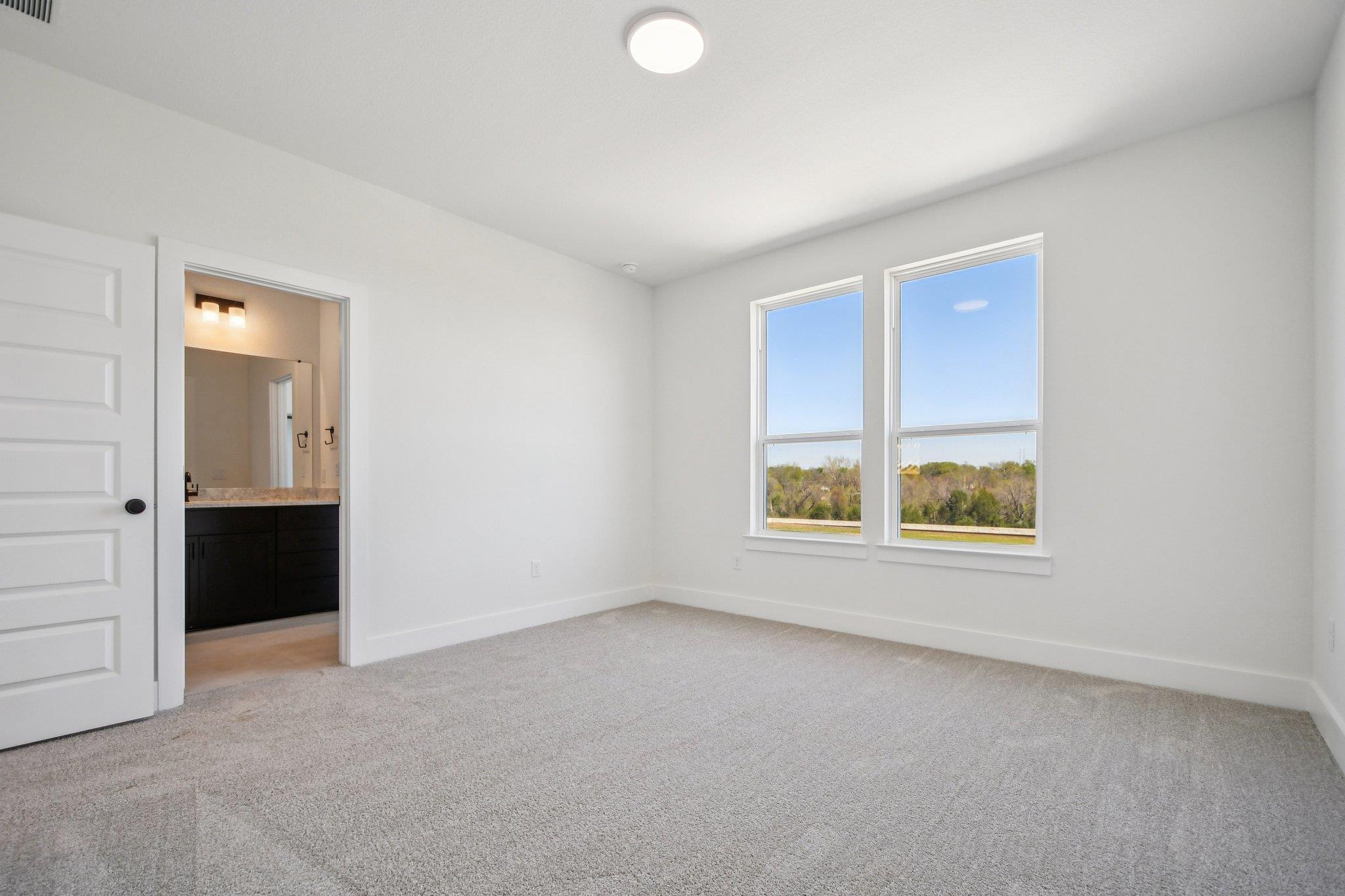 2245 Sarabanda St, Round Rock, TX 78681