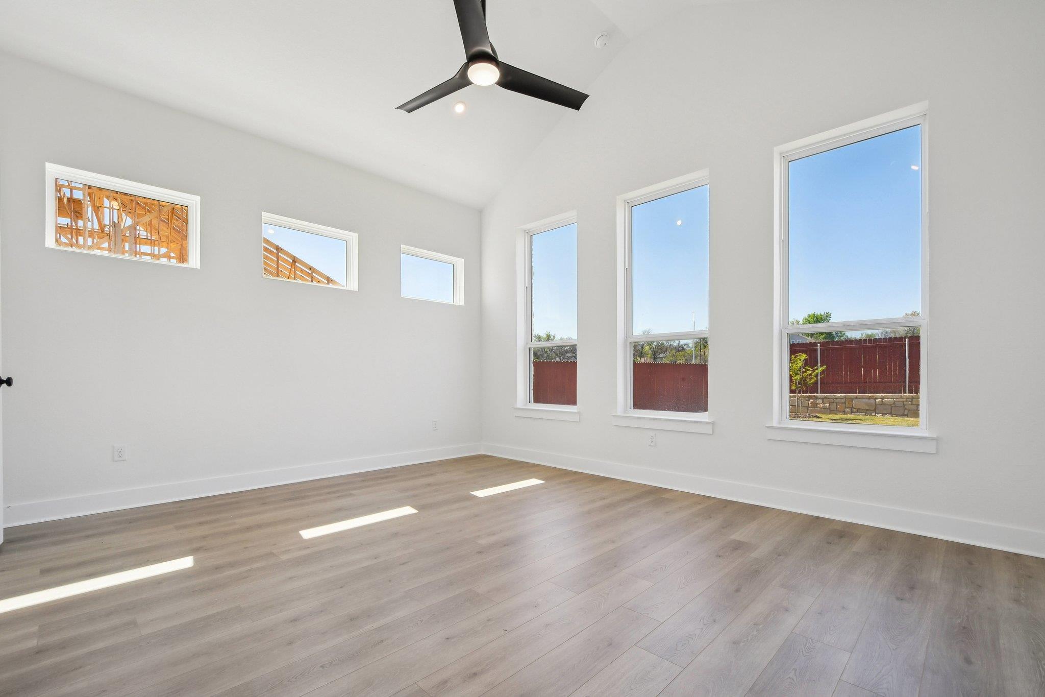 2245 Sarabanda St, Round Rock, TX 78681