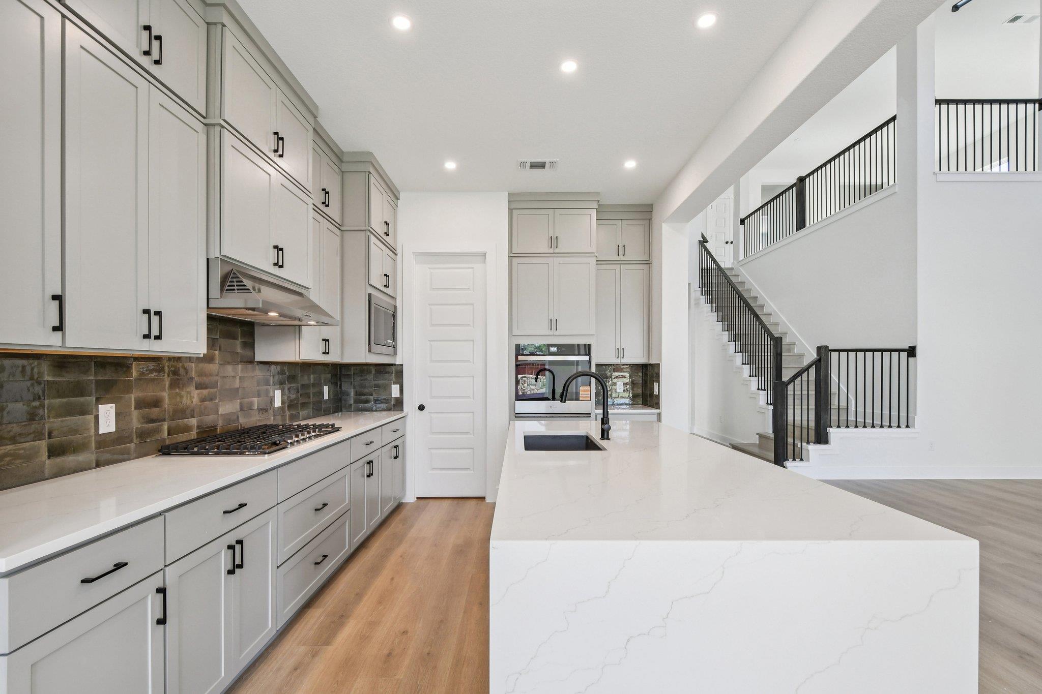 2245 Sarabanda St, Round Rock, TX 78681