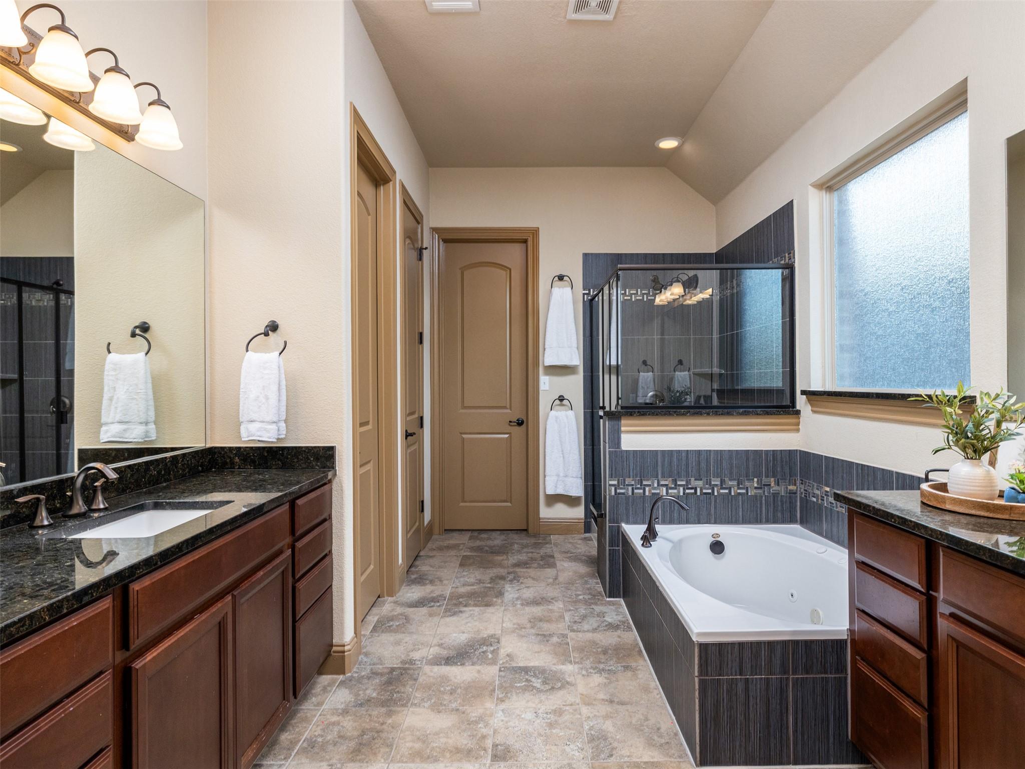 8608 Whispering Trl, Austin, TX 78737