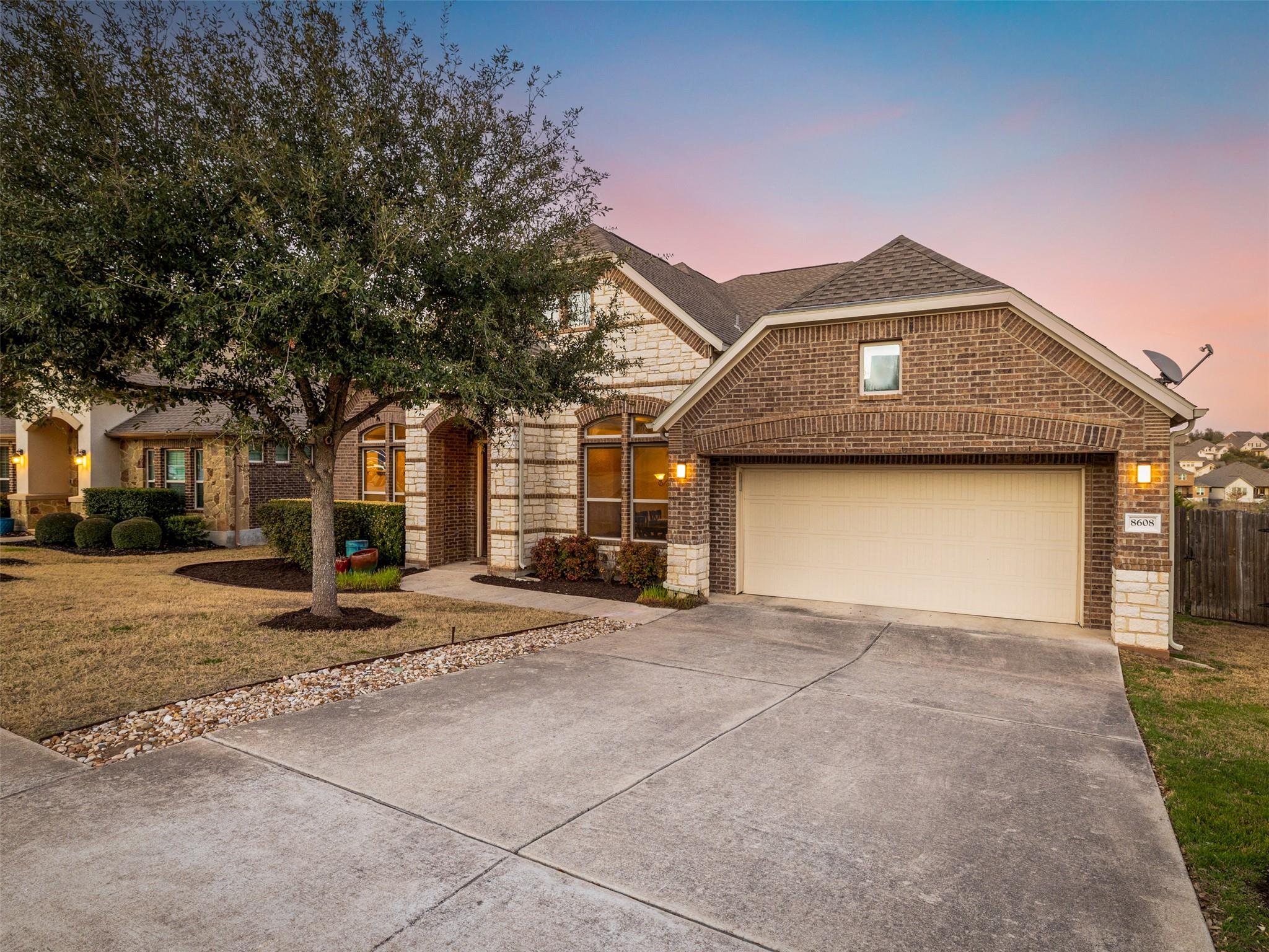 8608 Whispering Trl, Austin, TX 78737