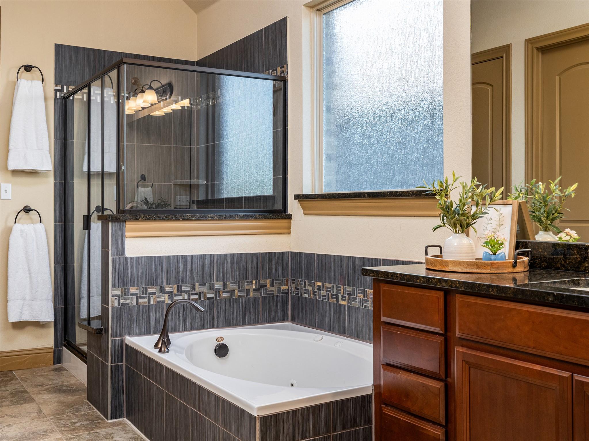 8608 Whispering Trl, Austin, TX 78737