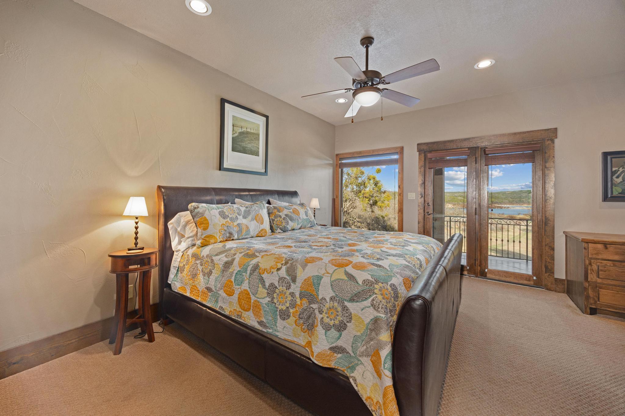 303 Yaupon Dr, Spicewood, TX 78669