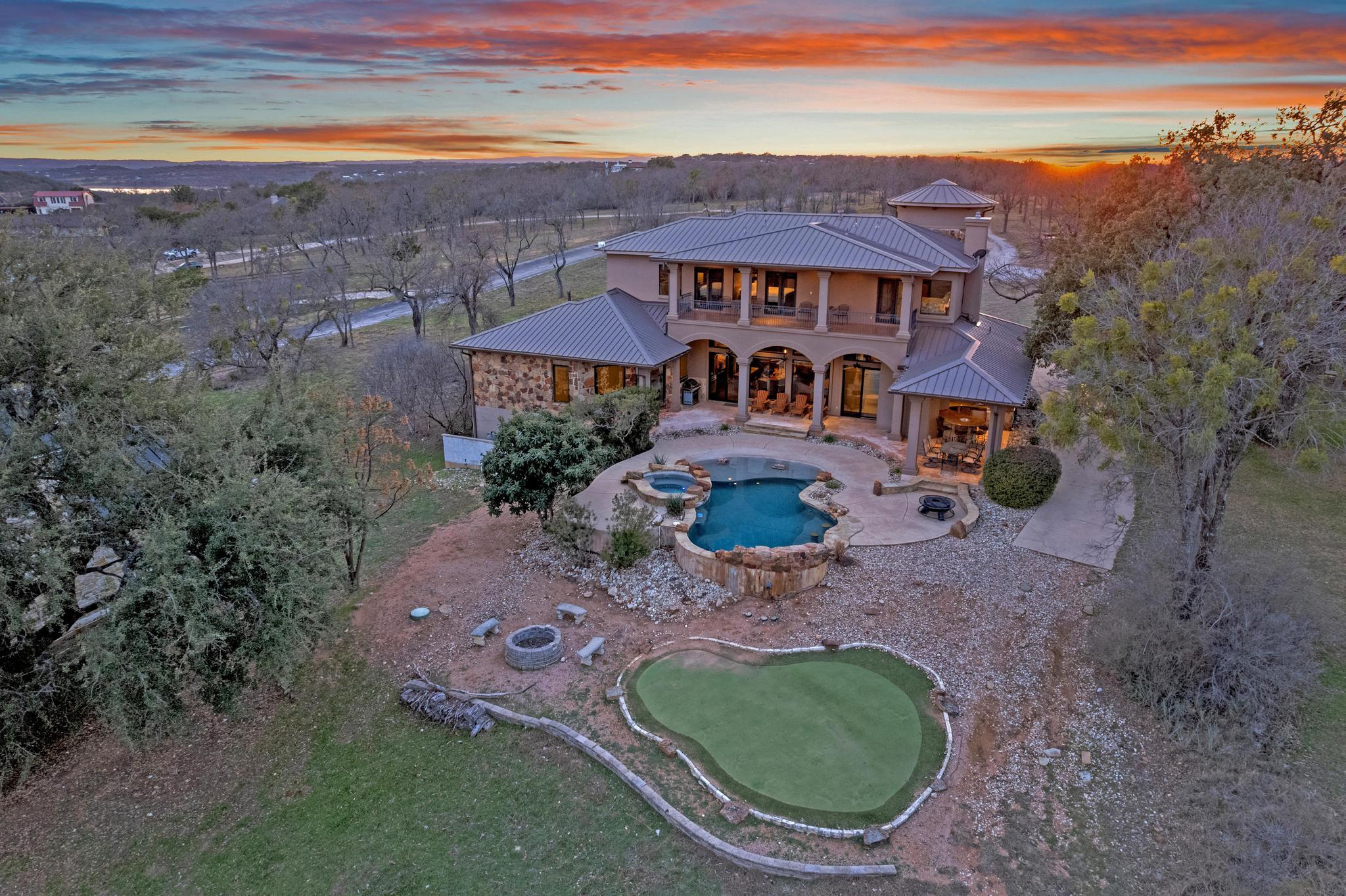 303 Yaupon Dr, Spicewood, TX 78669