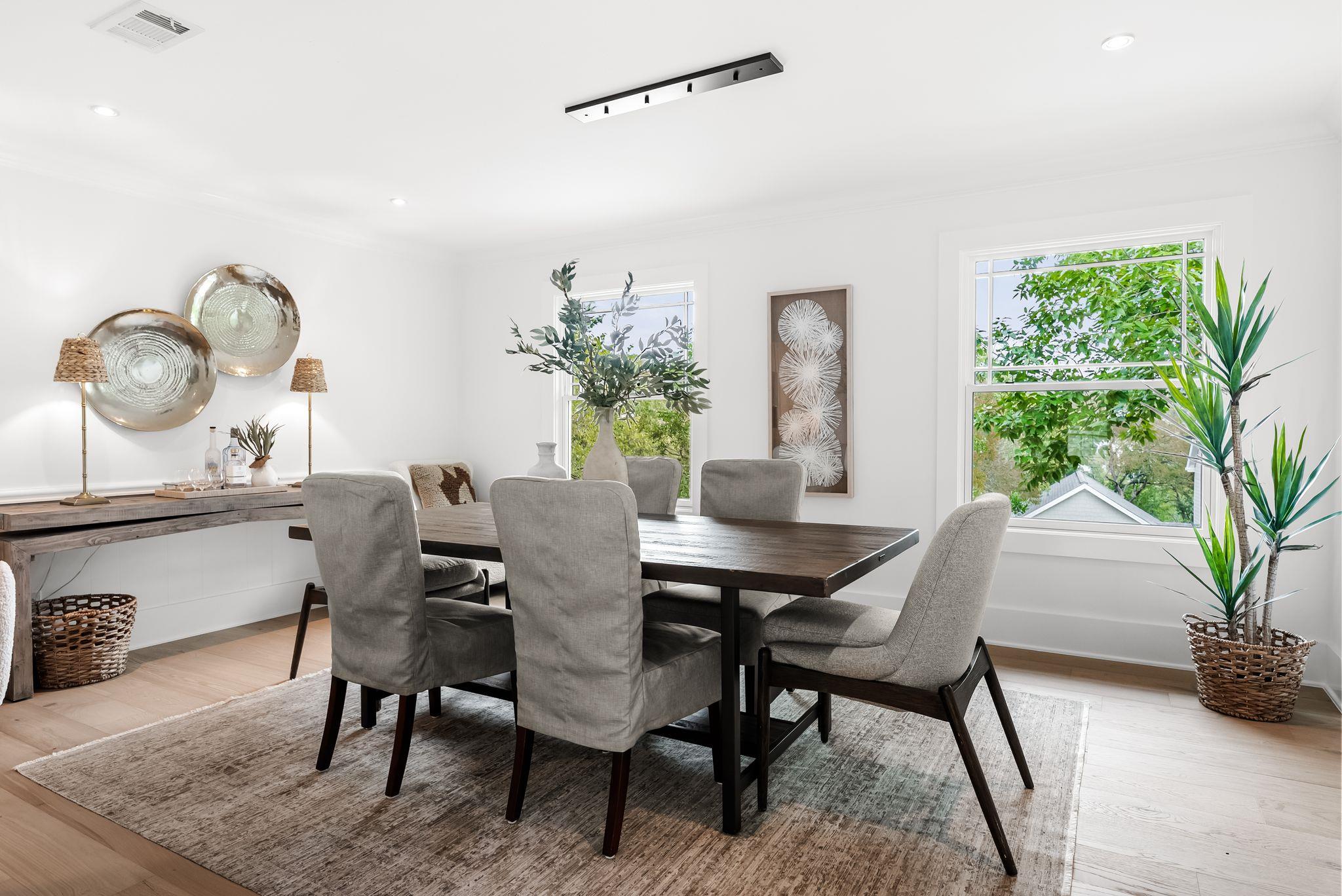 3415 Shinoak Dr, Austin, TX 78731