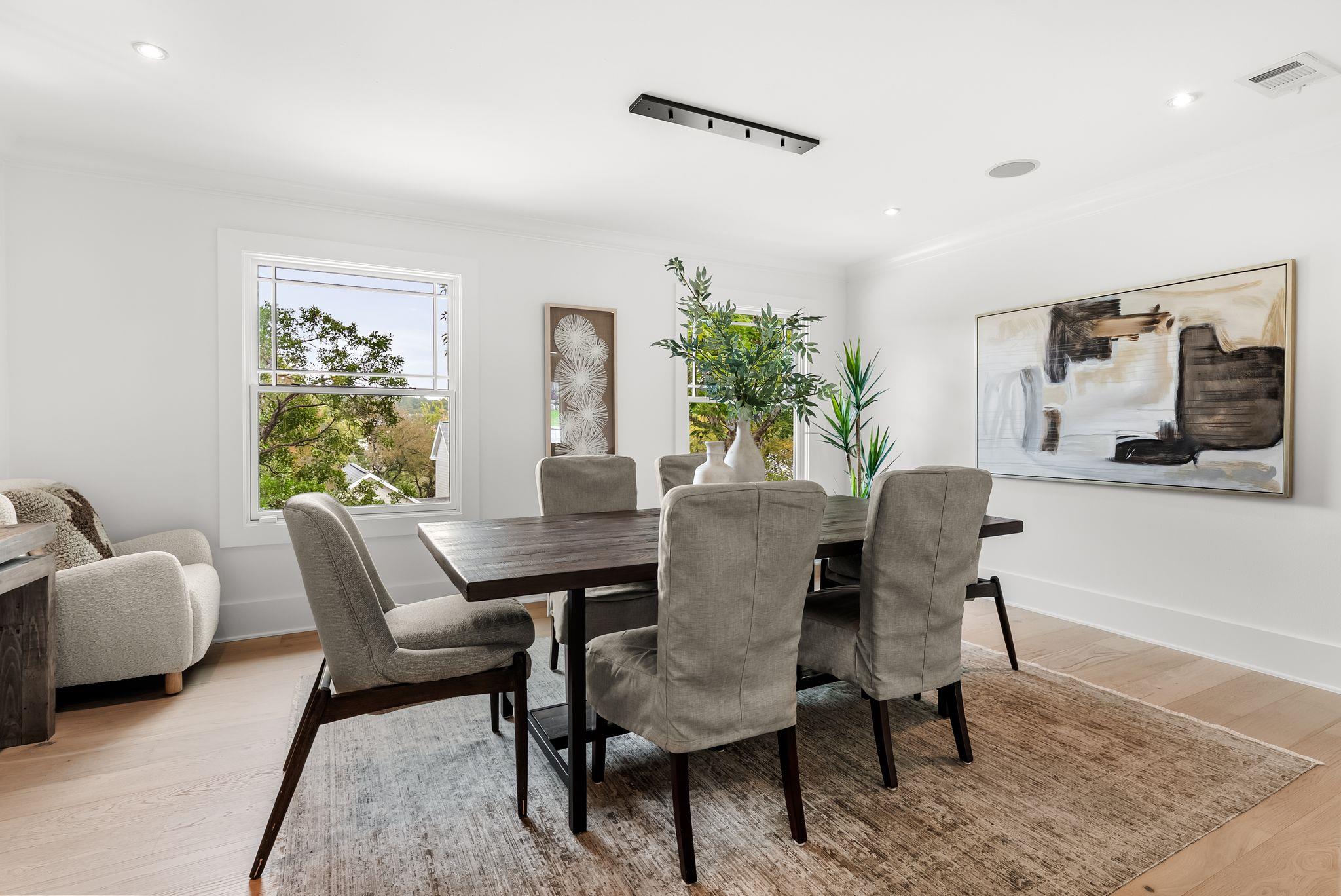 3415 Shinoak Dr, Austin, TX 78731