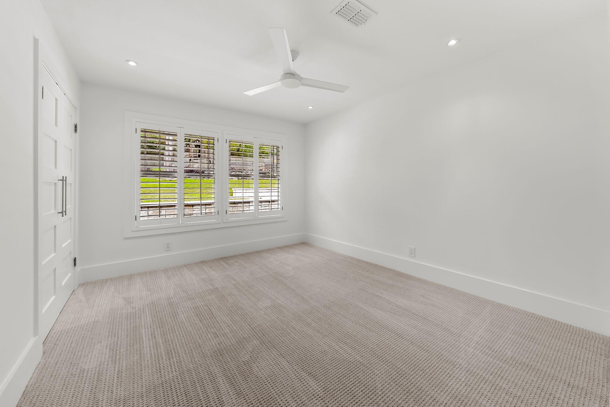 3415 Shinoak Dr, Austin, TX 78731