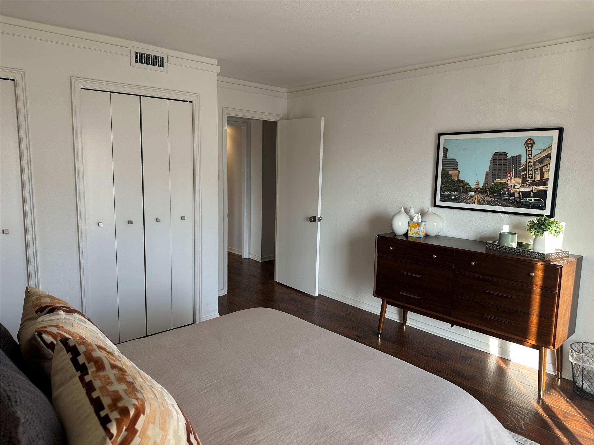 1122 Colorado St # 1609, Austin, TX 78701