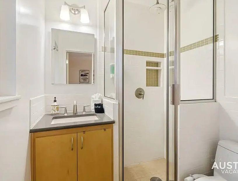 1609 Redd St # A, Austin, TX 78745