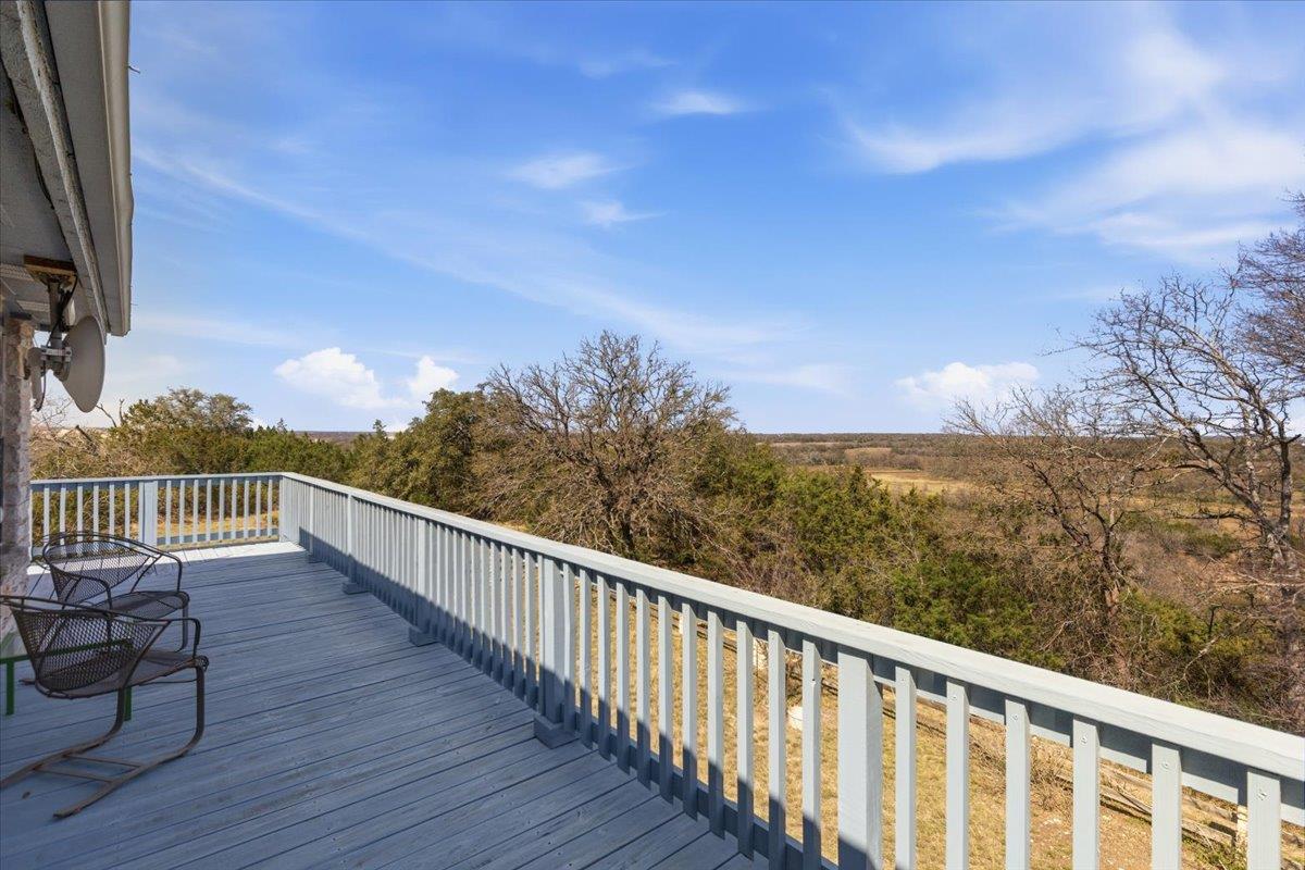 280 Cole Dr, Liberty Hill, TX 78642