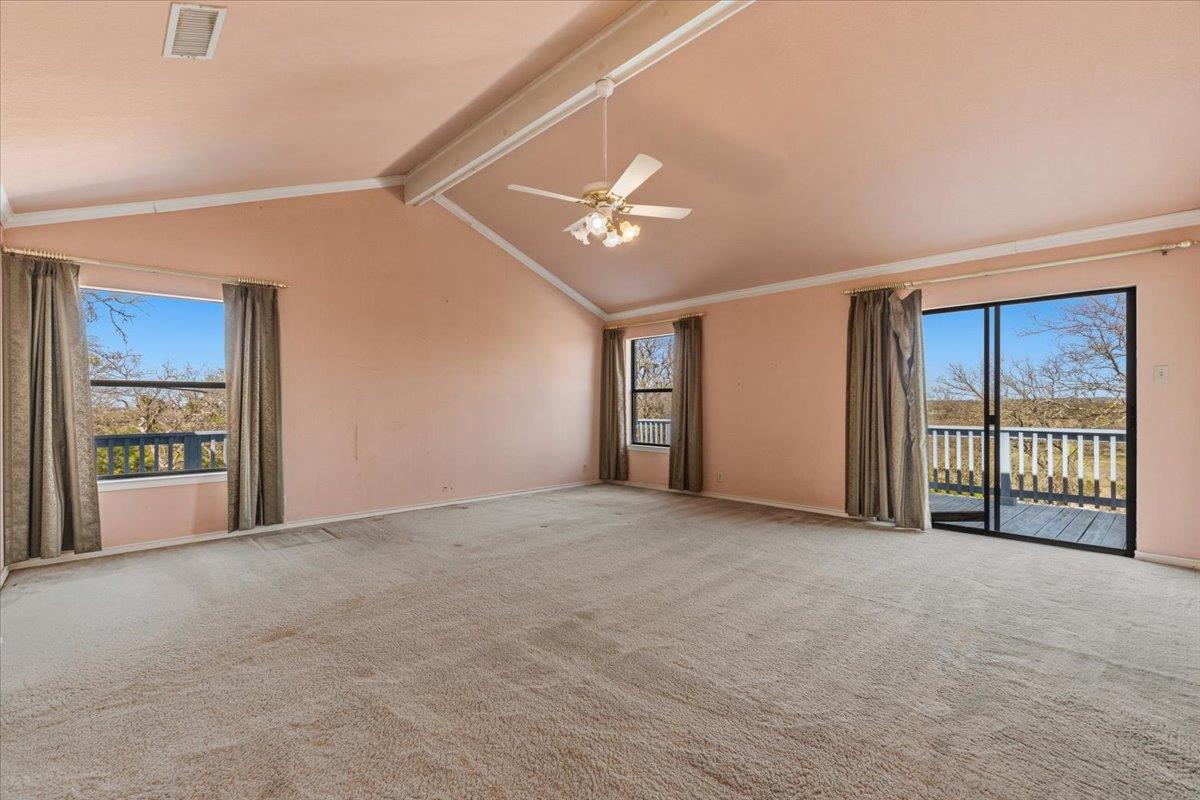 280 Cole Dr, Liberty Hill, TX 78642