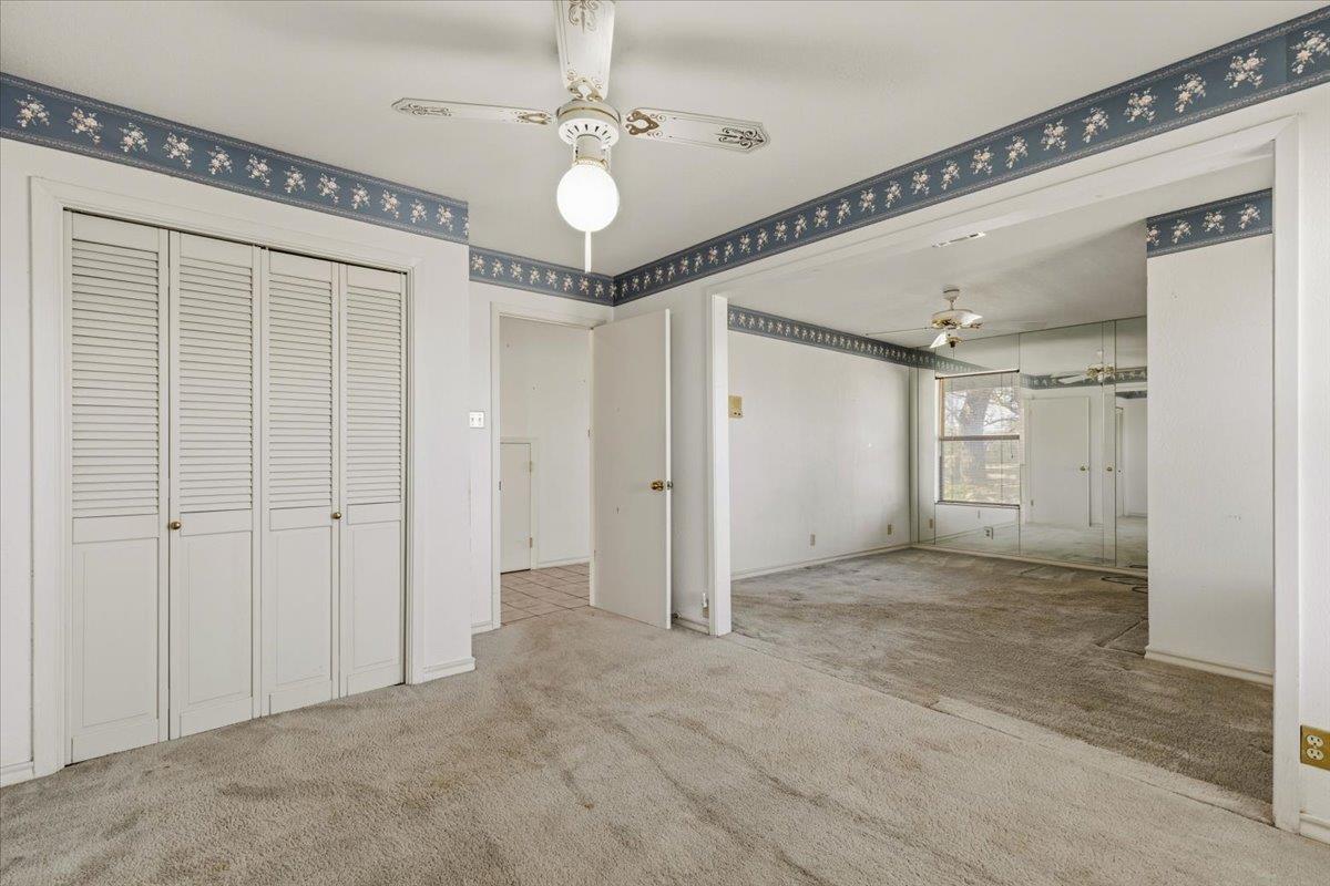 280 Cole Dr, Liberty Hill, TX 78642