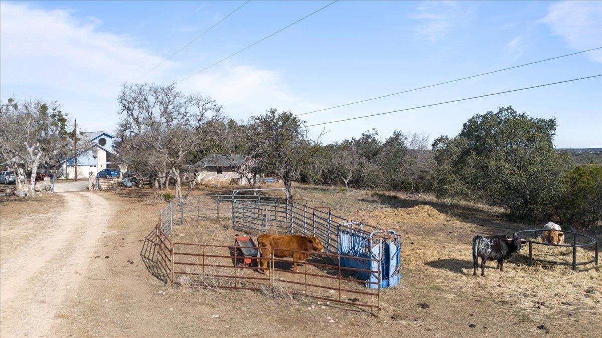 280 Cole Dr, Liberty Hill, TX 78642