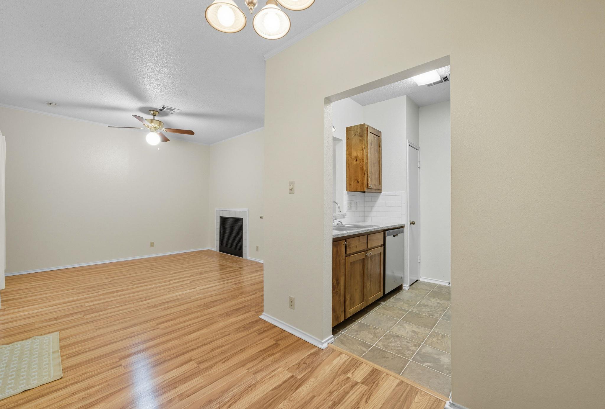 2804 Rio Grande St # 205, Austin, TX 78705